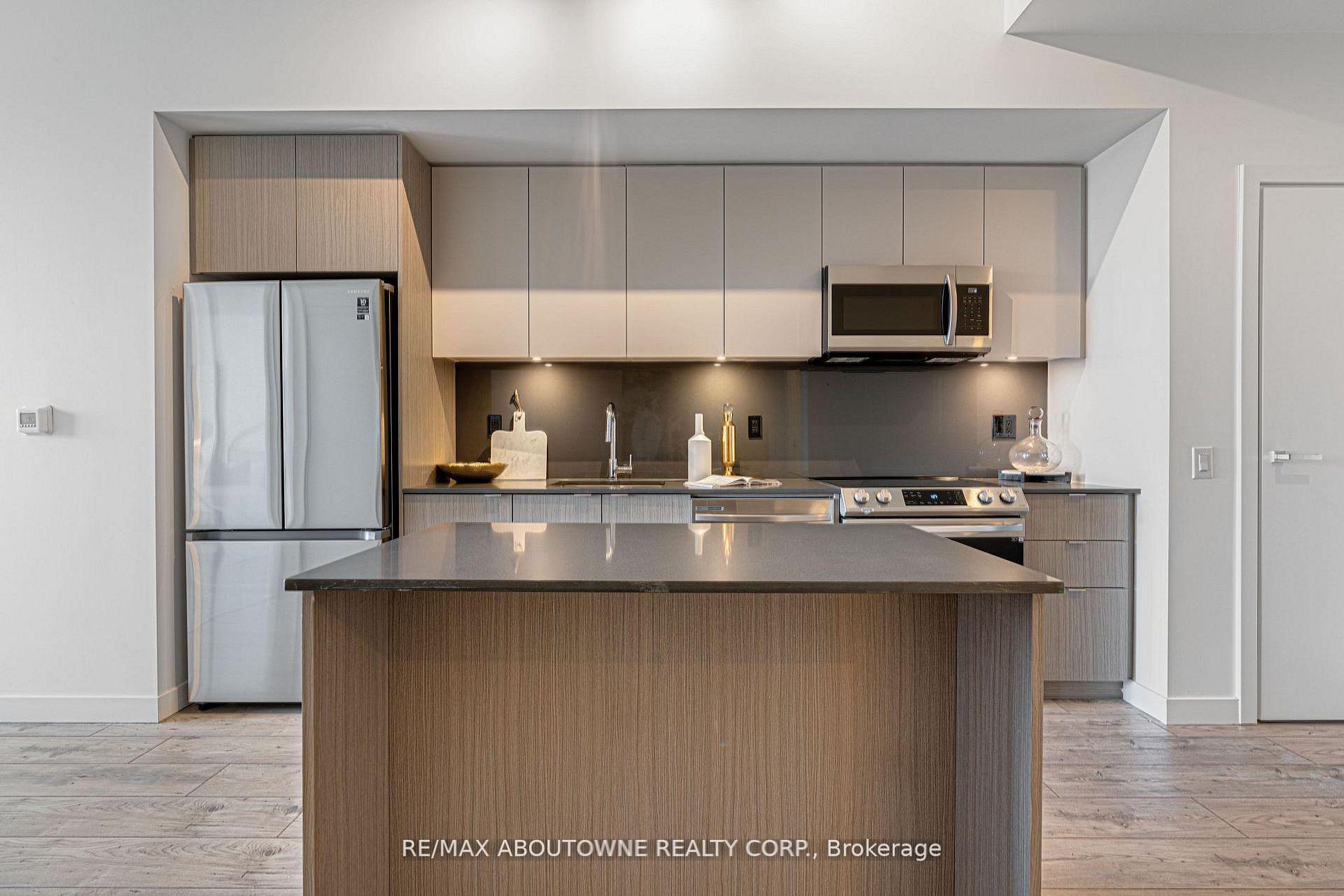 Photo 4 of Unit A0410, 125 Bronte Road, Oakville, Bronte — HOMEH