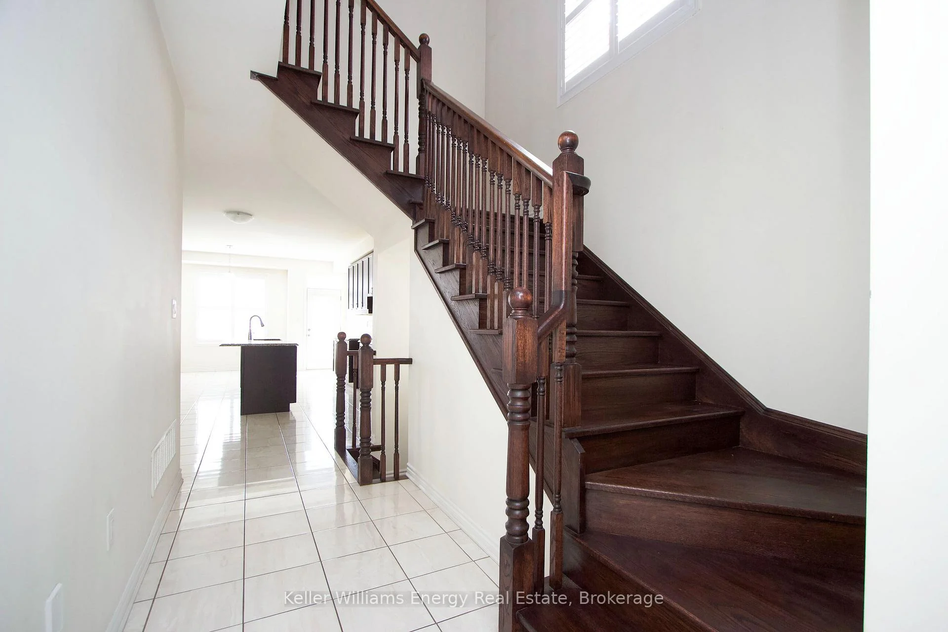 Photo 6 of 56 Westfield Drive, Whitby, Rural Whitby — HOMEH
