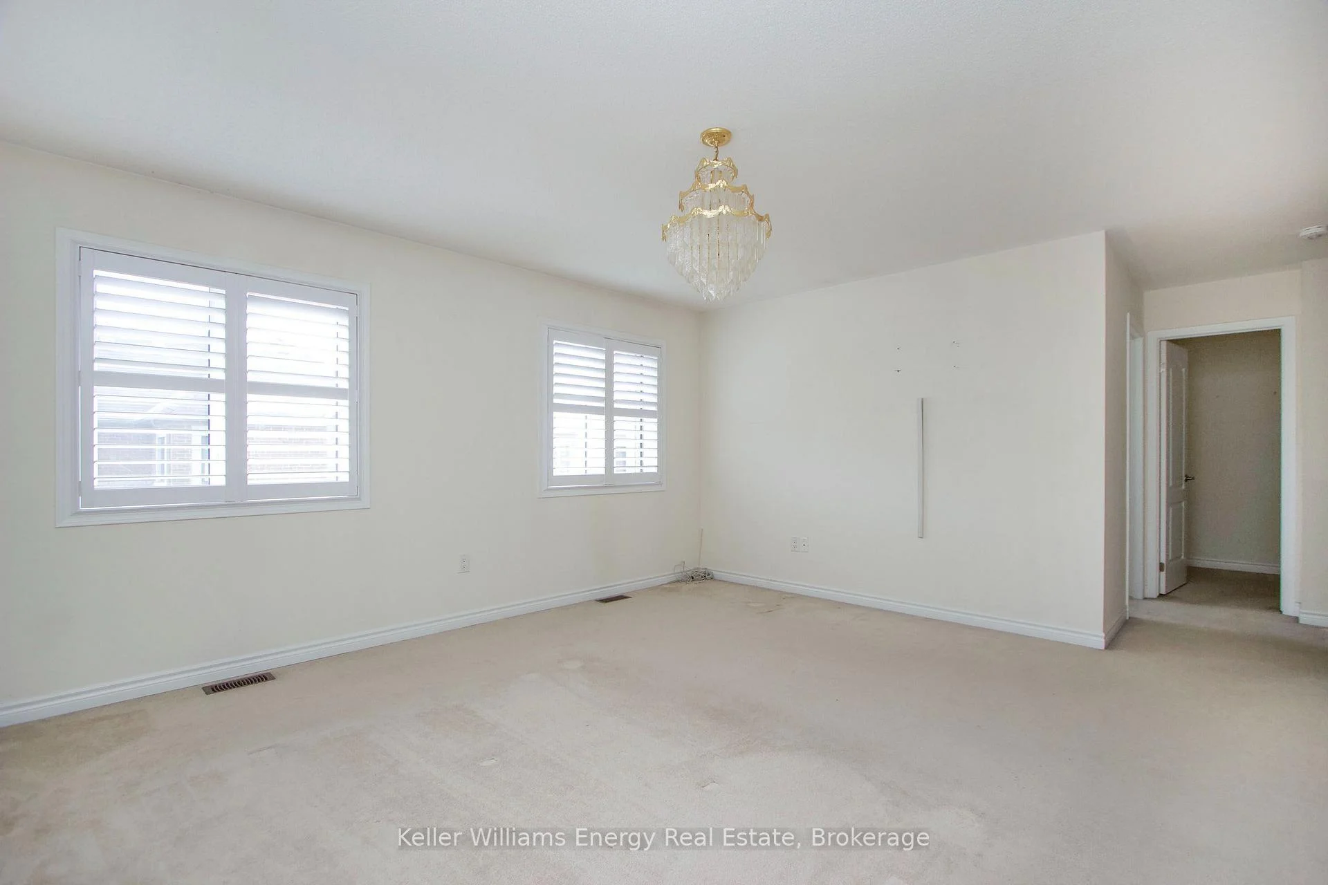 Photo 26 of 56 Westfield Drive, Whitby, Rural Whitby — HOMEH