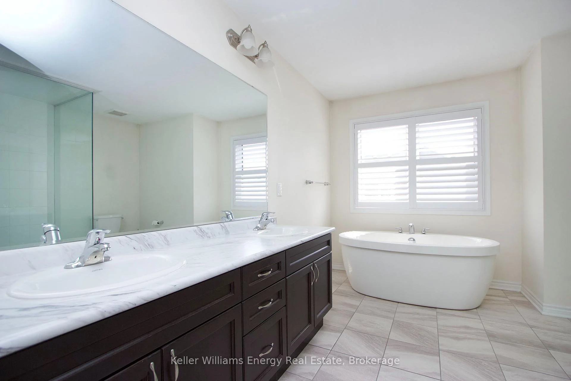 Photo 27 of 56 Westfield Drive, Whitby, Rural Whitby — HOMEH