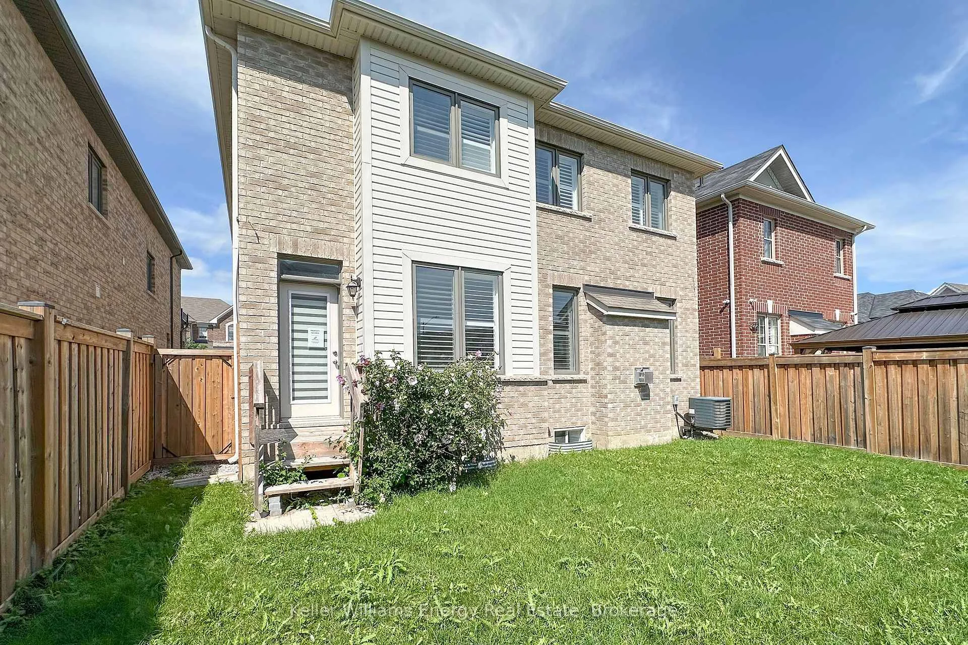 Photo 43 of 56 Westfield Drive, Whitby, Rural Whitby — HOMEH