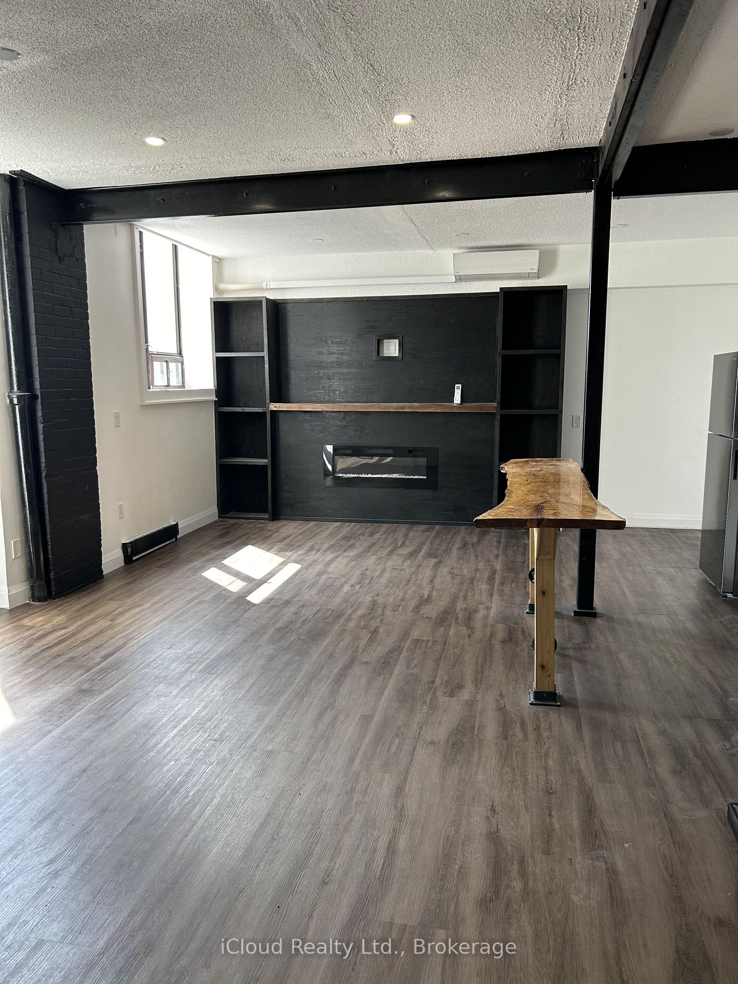 Photo 2 of Unit 12, 7 Foundry Street, Hamilton, Dundas — HOMEH