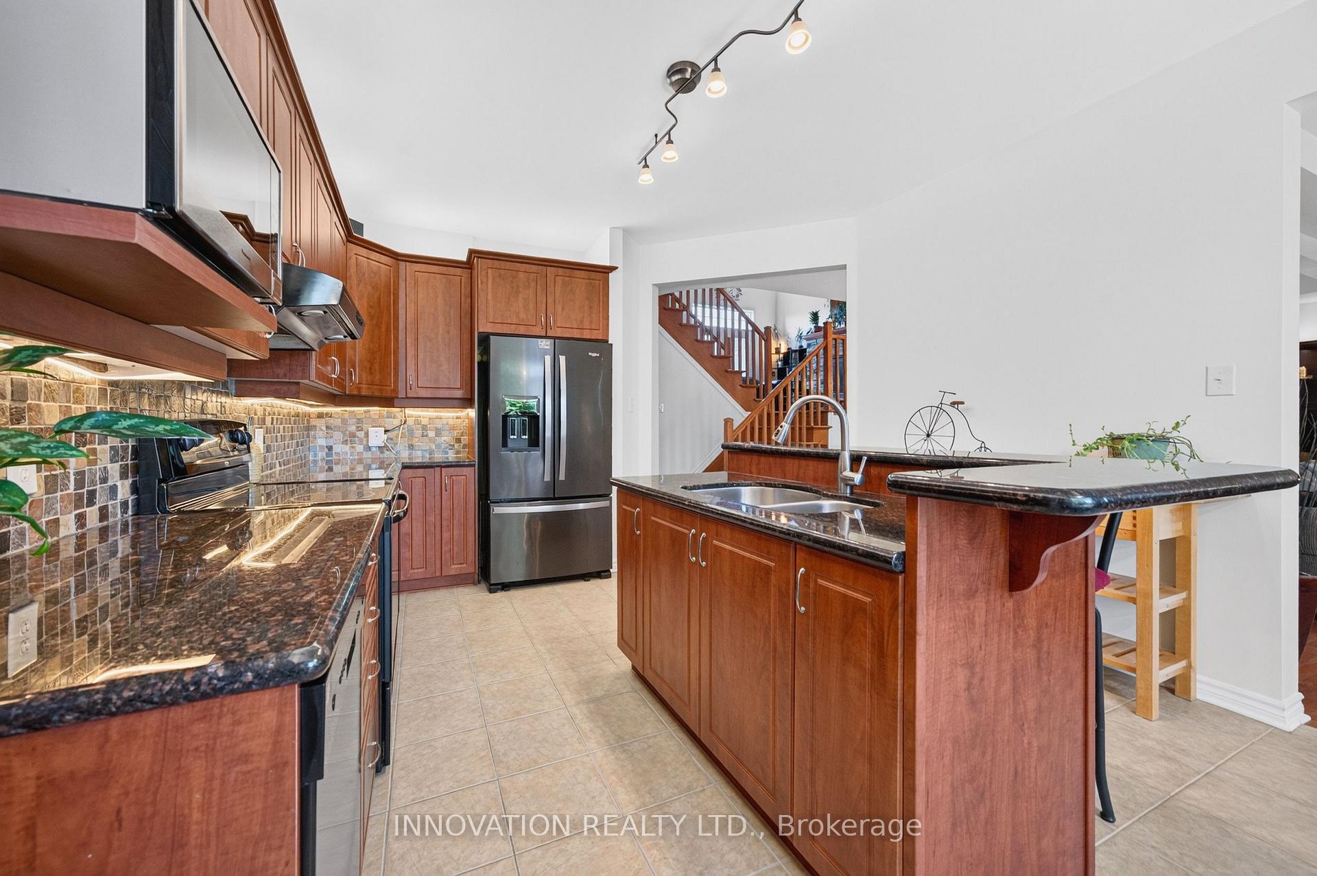 Photo 10 of 545 Rosehill Avenue, Ottawa, Stittsville (North) — HOMEH