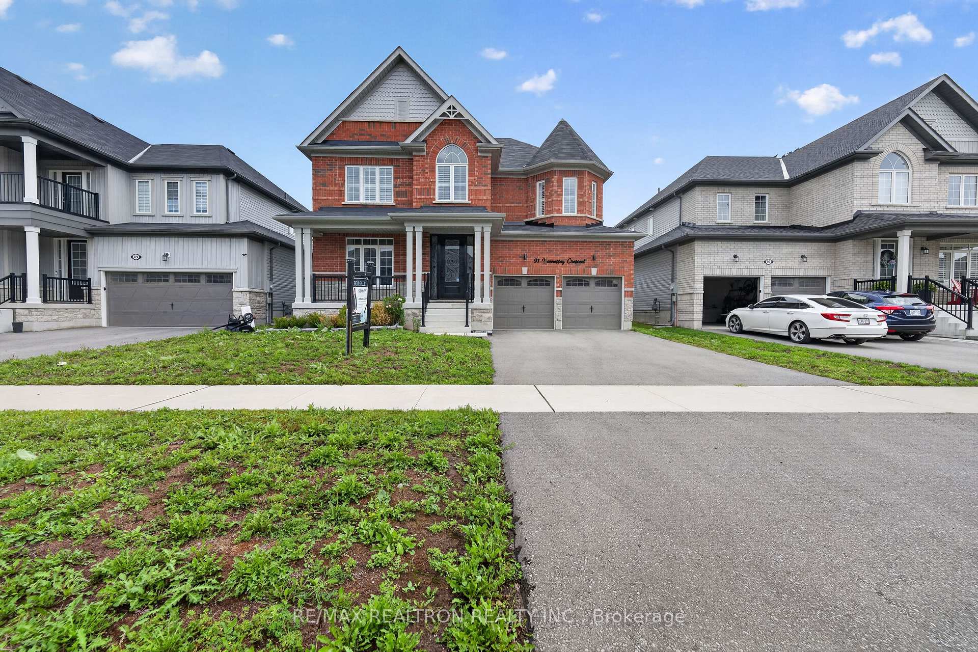 Photo 1 of 91 Hennessey Crescent, Kawartha Lakes, Lindsay — HOMEH