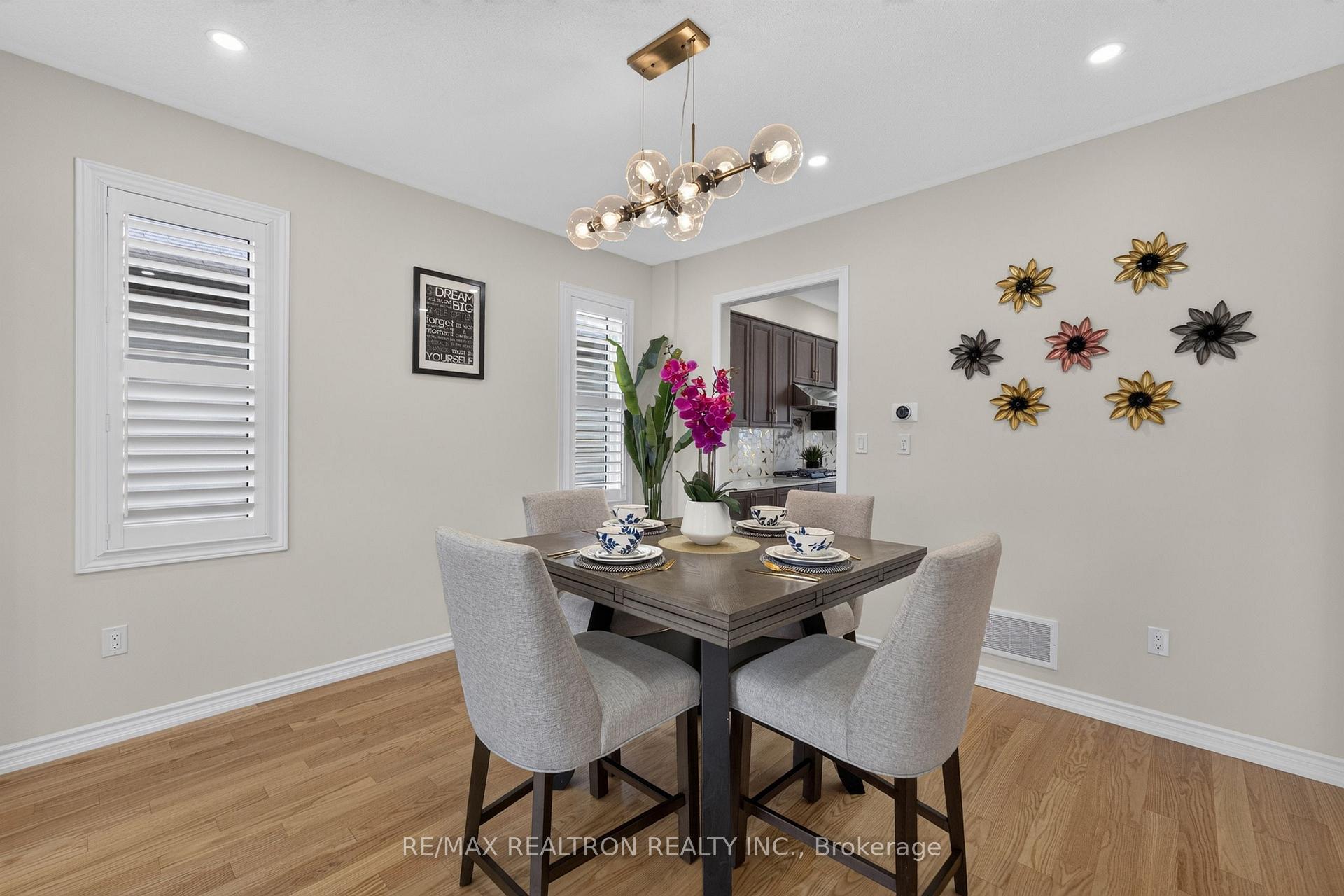 Photo 10 of 91 Hennessey Crescent, Kawartha Lakes, Lindsay — HOMEH