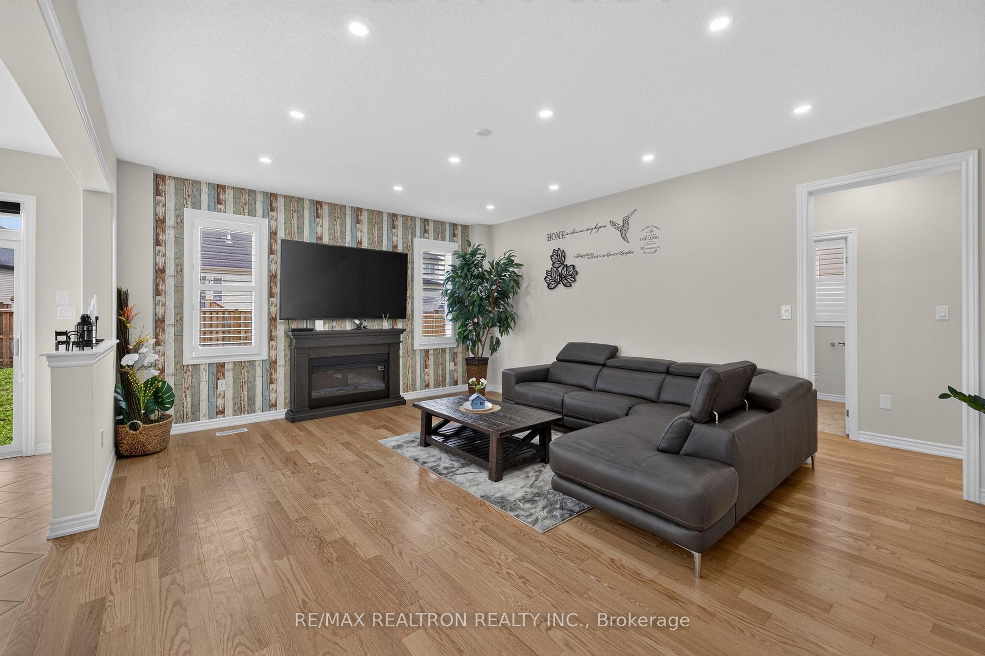 Photo 22 of 91 Hennessey Crescent, Kawartha Lakes, Lindsay — HOMEH
