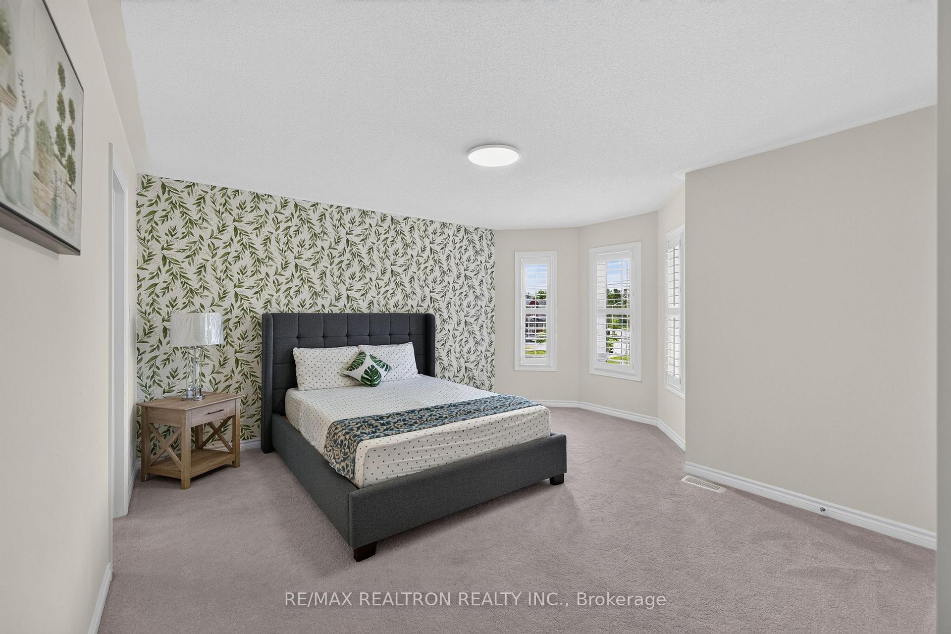 Photo 32 of 91 Hennessey Crescent, Kawartha Lakes, Lindsay — HOMEH