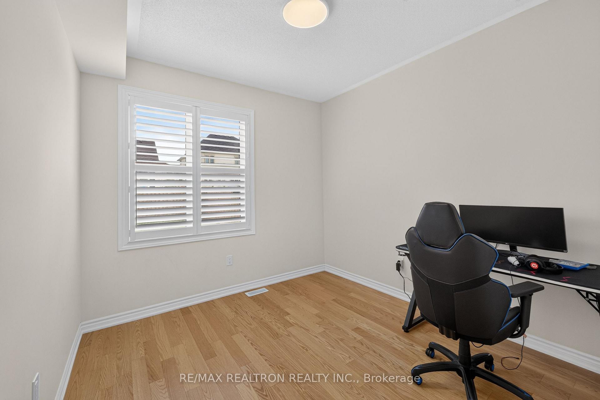 Photo 48 of 91 Hennessey Crescent, Kawartha Lakes, Lindsay — HOMEH