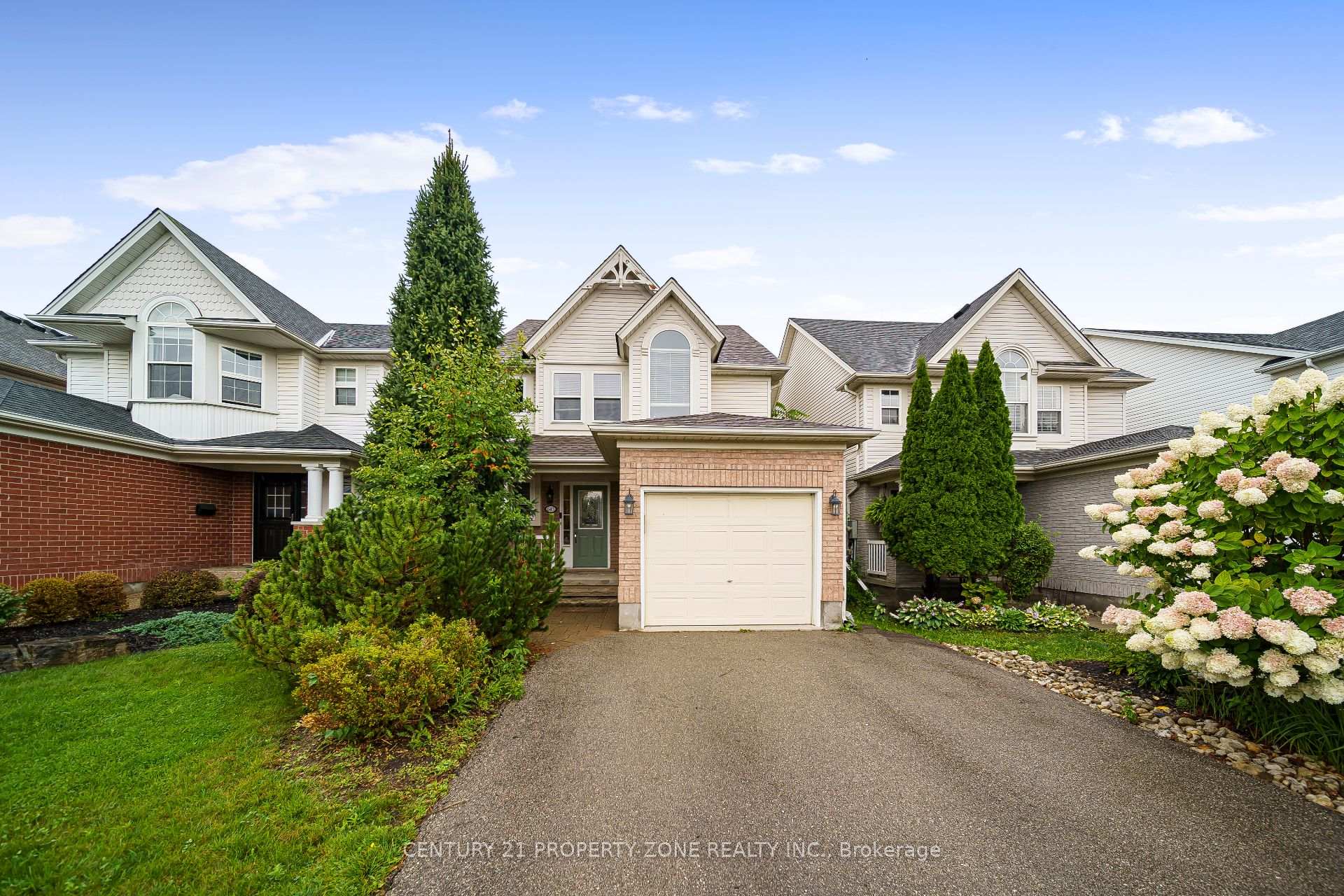 Photo 3 of 643 Bonavista Drive, Waterloo, Lexington — HOMEH