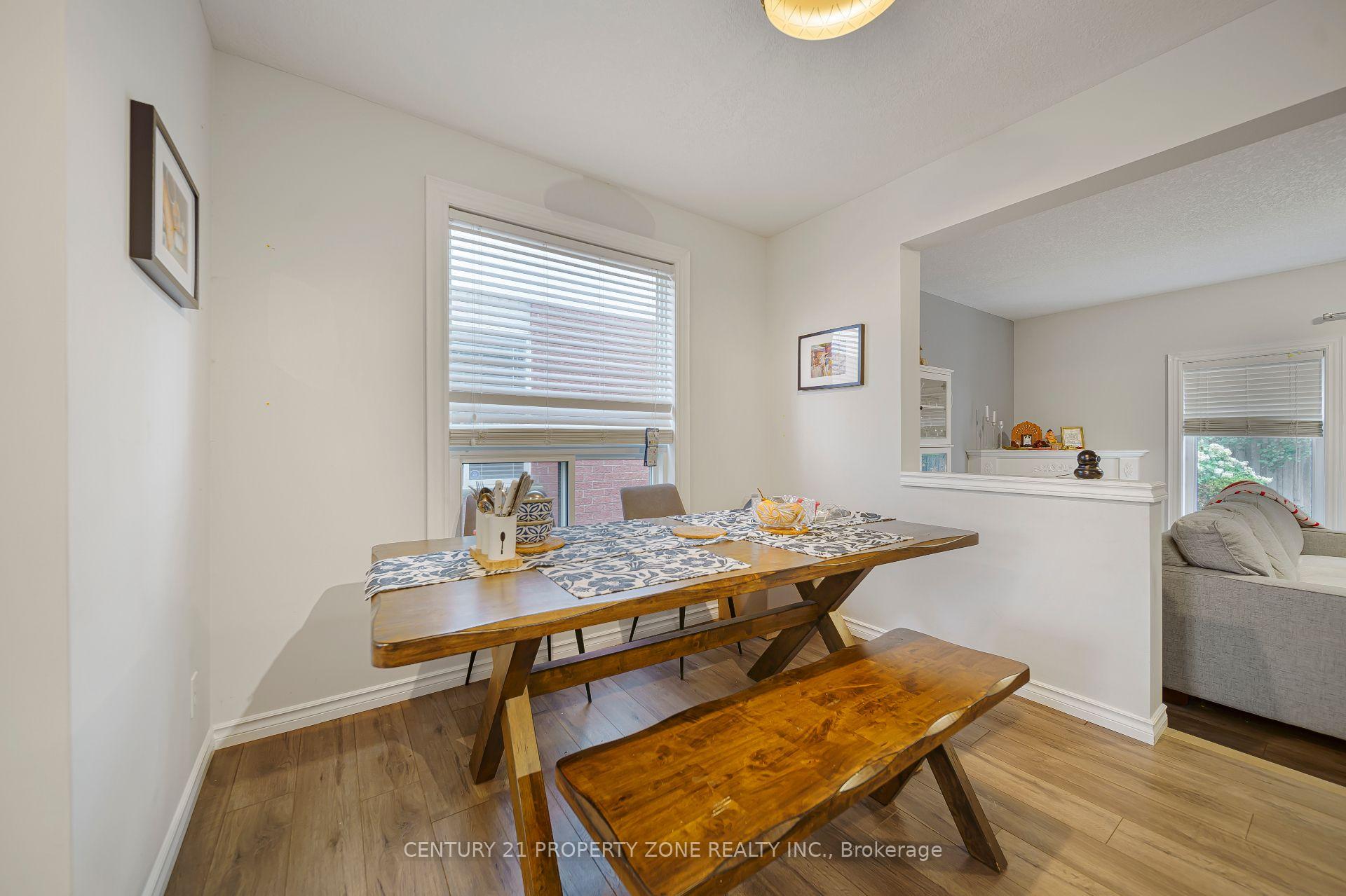 Photo 13 of 643 Bonavista Drive, Waterloo, Lexington — HOMEH