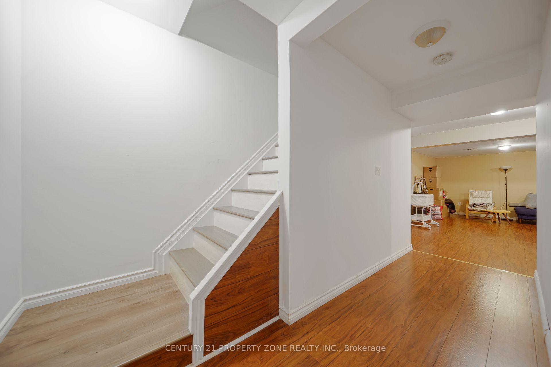 Photo 32 of 643 Bonavista Drive, Waterloo, Lexington — HOMEH