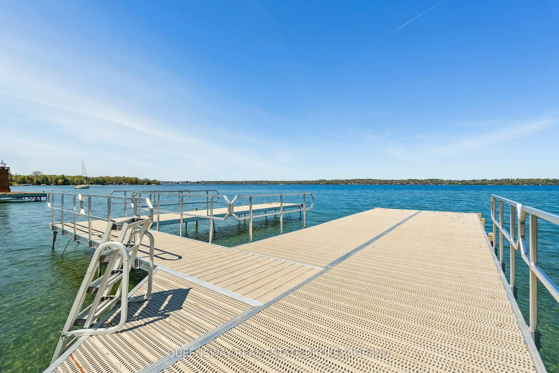 Photo 47 of 36 Pioneer Trail, Barrie, Innis-Shore — HOMEH