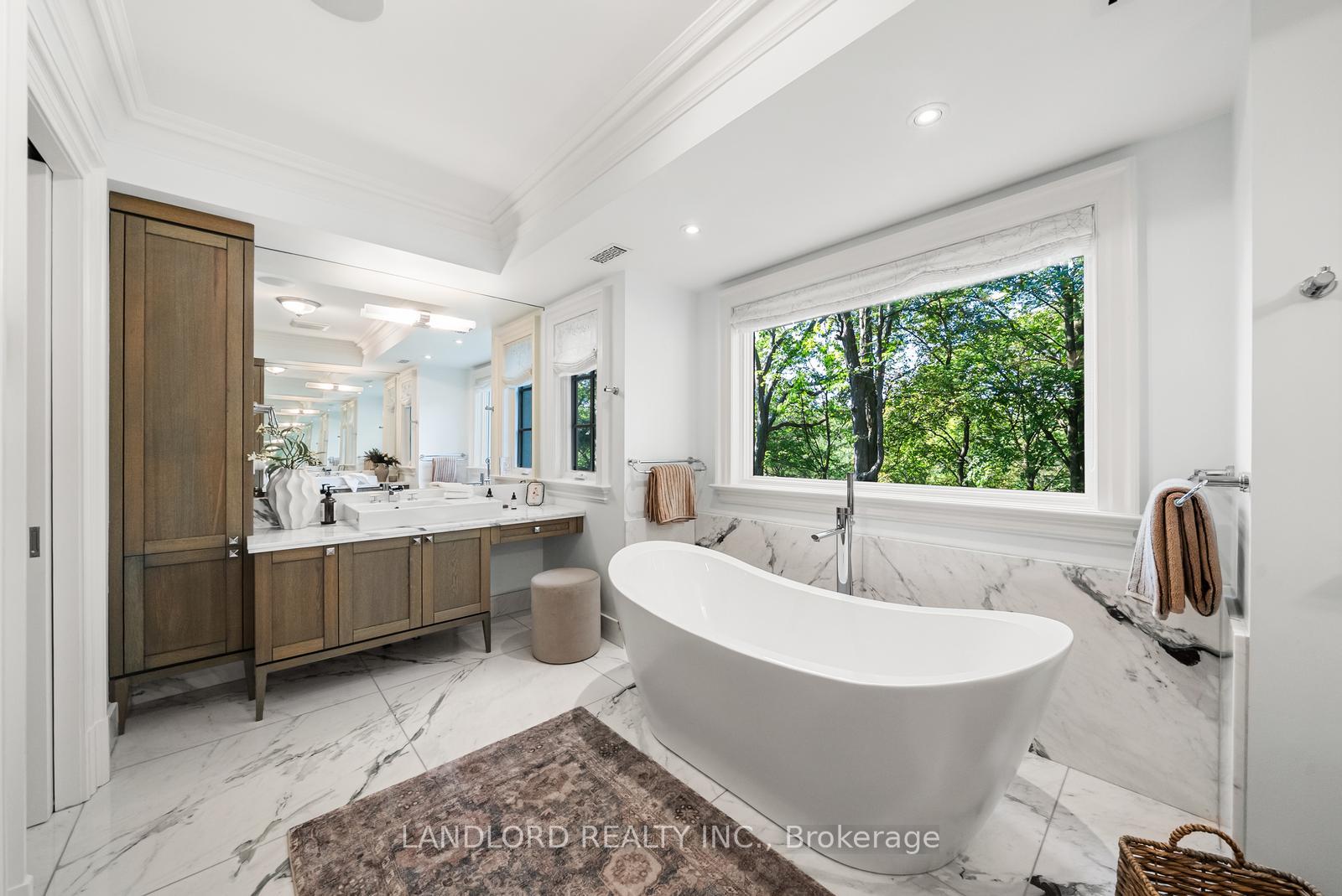 Photo 32 of 94 Inglewood Drive, Toronto, Rosedale-Moore Park — HOMEH