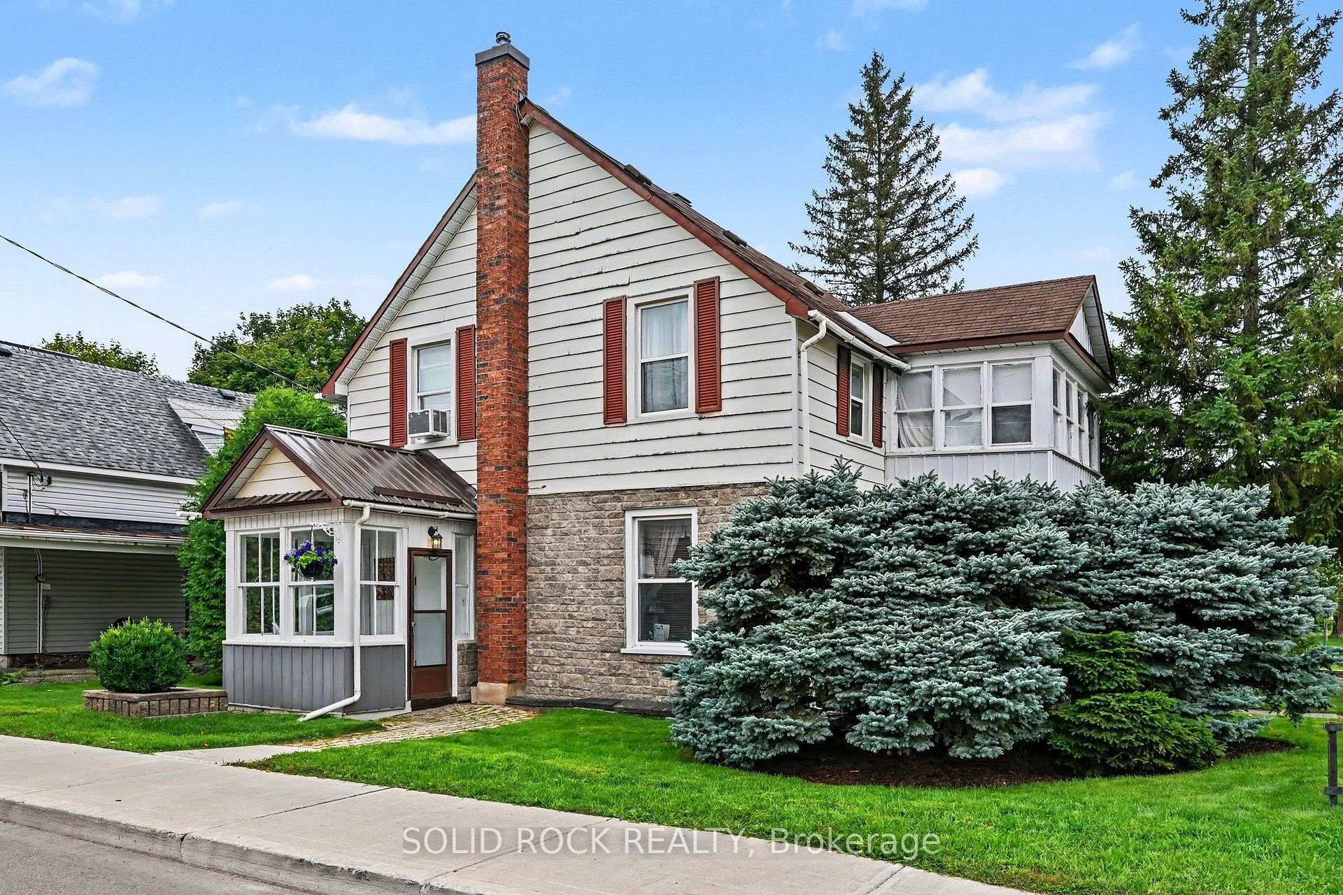 Photo 40 of 85 Renfrew Avenue W, Renfrew, Renfrew — HOMEH