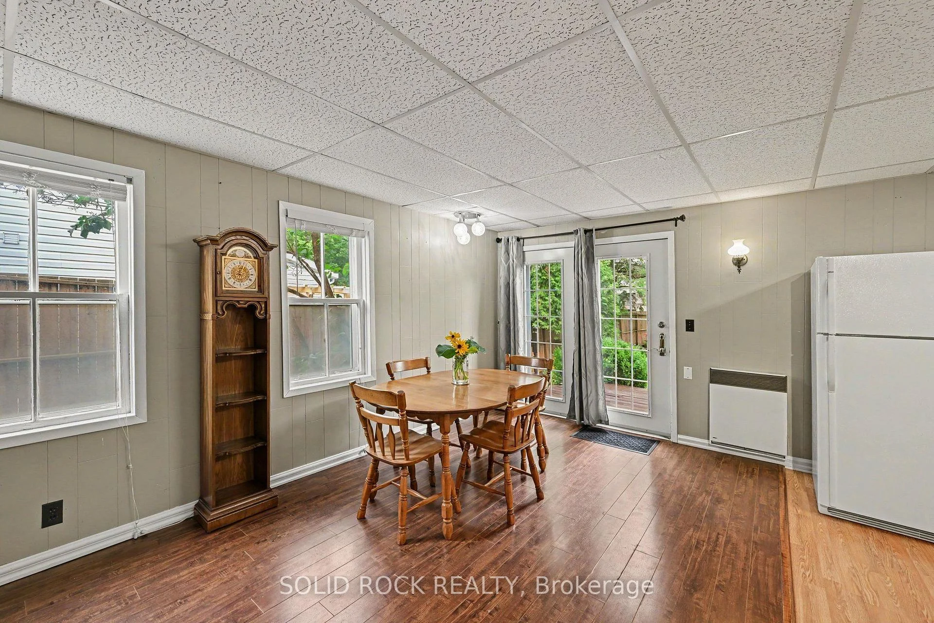 Photo 22 of 85 Renfrew Avenue W, Renfrew, Renfrew — HOMEH