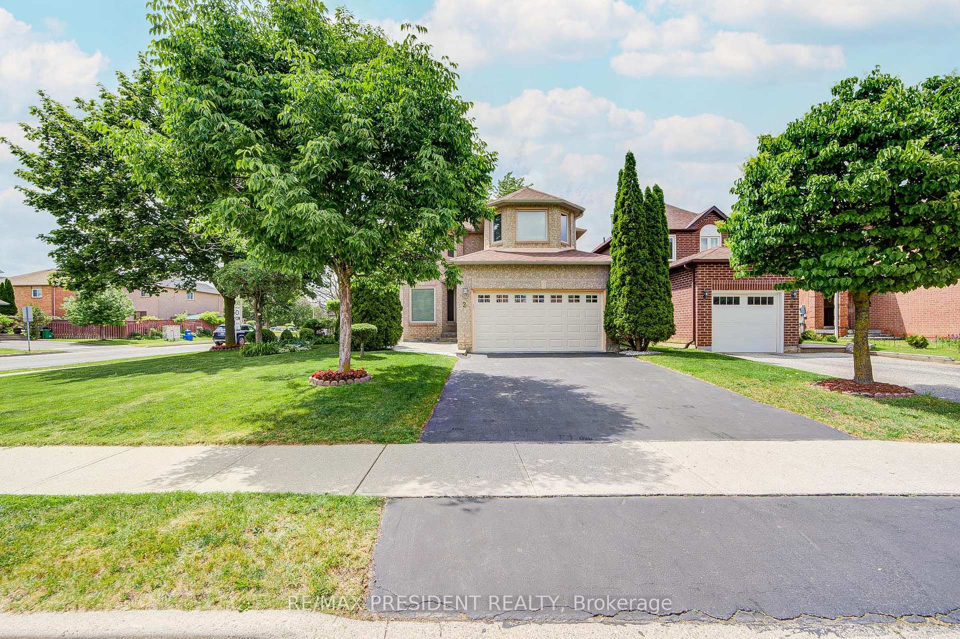 Photo 1 of 2 Banner Road, Brampton, Brampton West — HOMEH