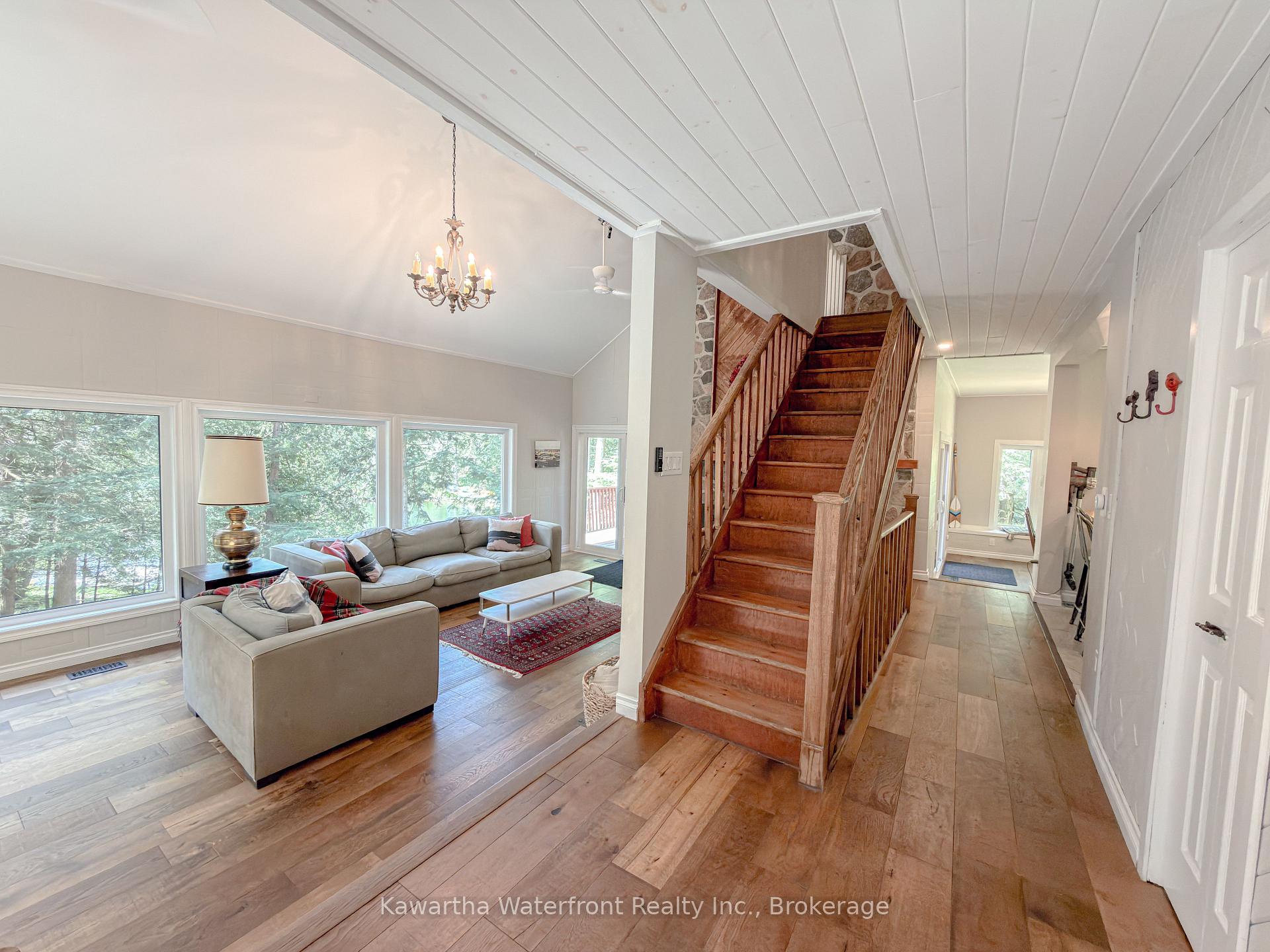 Photo 9 of 85 Nevison Drive, Kawartha Lakes, Laxton/Digby/Longford — HOMEH