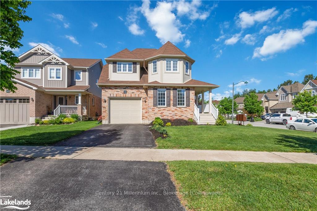 Photo 2 of 6 Mckean Crescent, Collingwood — HOMEH