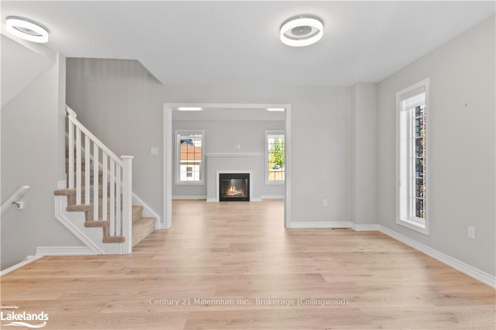 Photo 11 of 6 Mckean Crescent, Collingwood — HOMEH