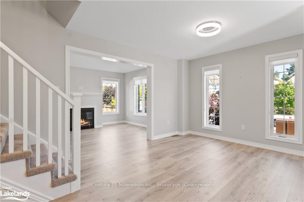 Photo 12 of 6 Mckean Crescent, Collingwood — HOMEH