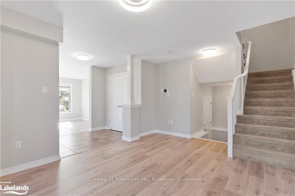 Photo 14 of 6 Mckean Crescent, Collingwood — HOMEH