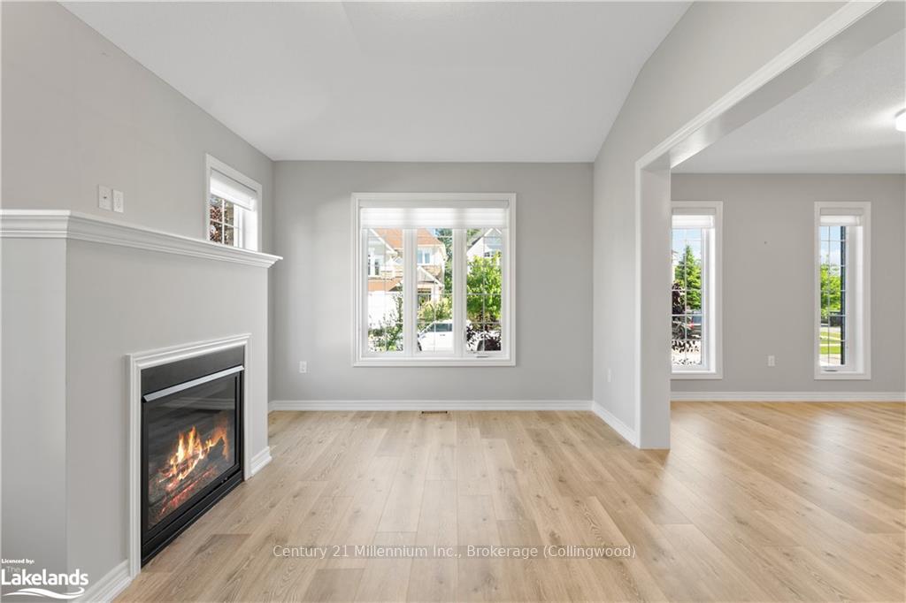 Photo 18 of 6 Mckean Crescent, Collingwood — HOMEH