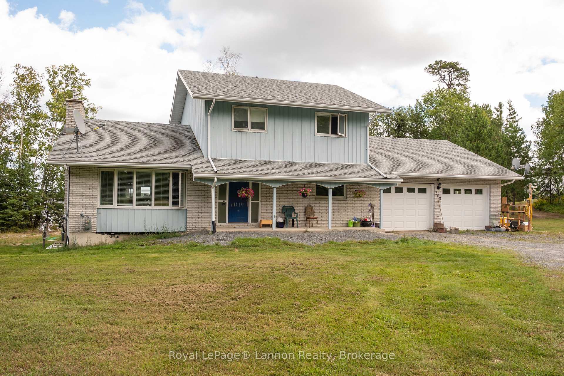 Photo 3 of 300 West Beach Drive, Ignace — HOMEH