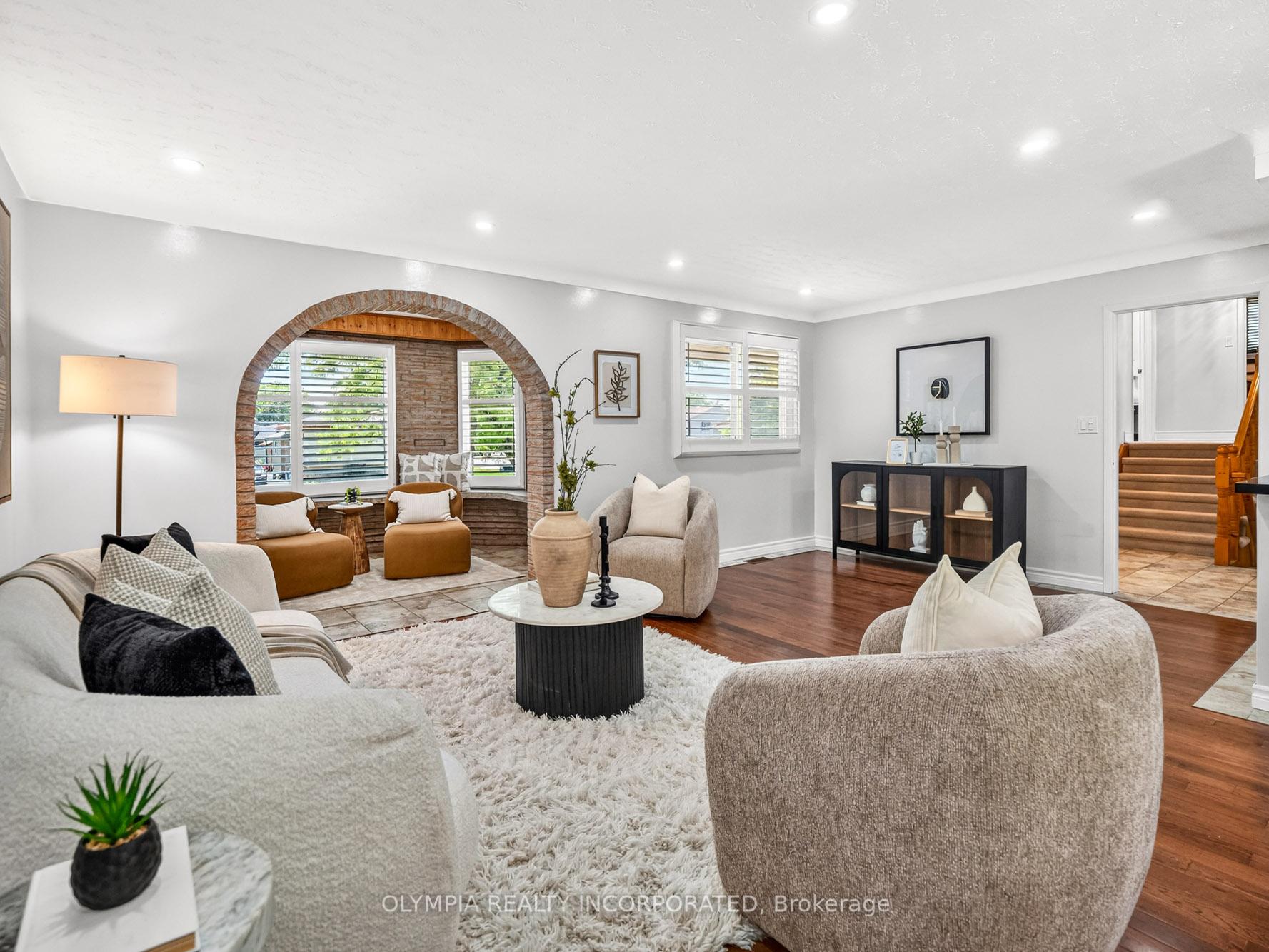 Photo 4 of 4124 Preston Avenue, Niagara Falls, Ascot — HOMEH