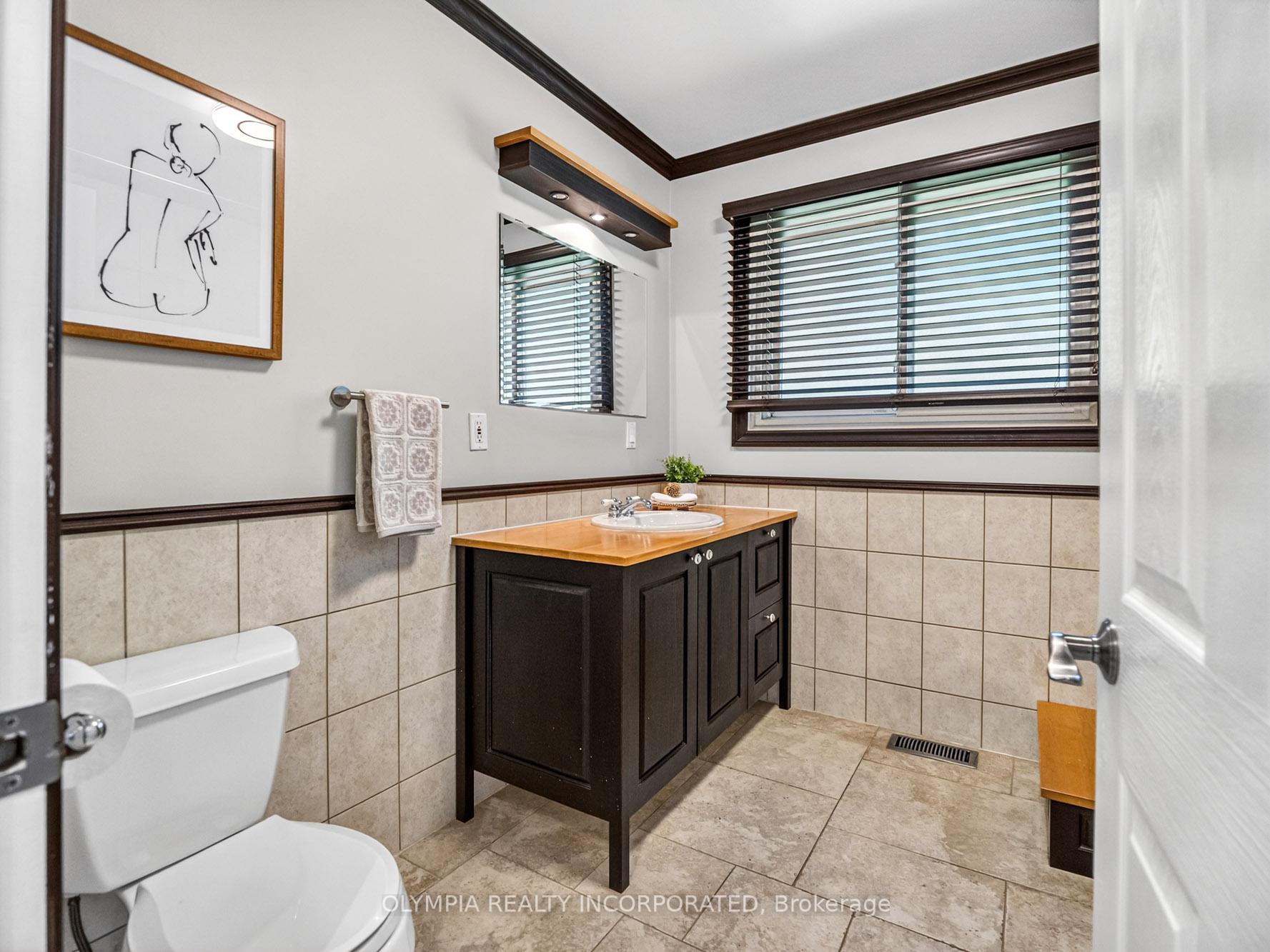 Photo 17 of 4124 Preston Avenue, Niagara Falls, Ascot — HOMEH