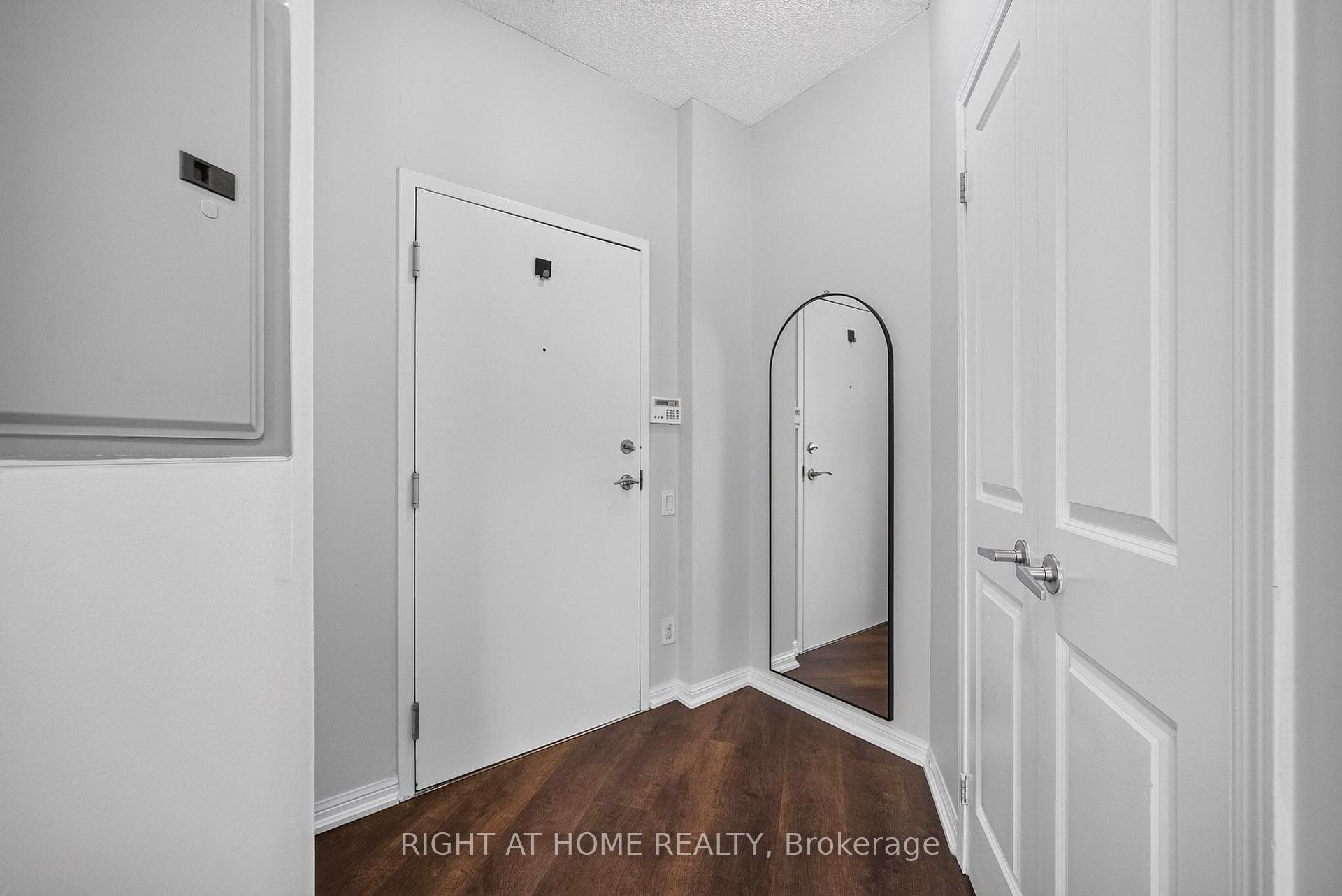 Photo 25 of Unit 2201, 15 Windermere Avenue, Toronto, High Park-Swansea — HOMEH