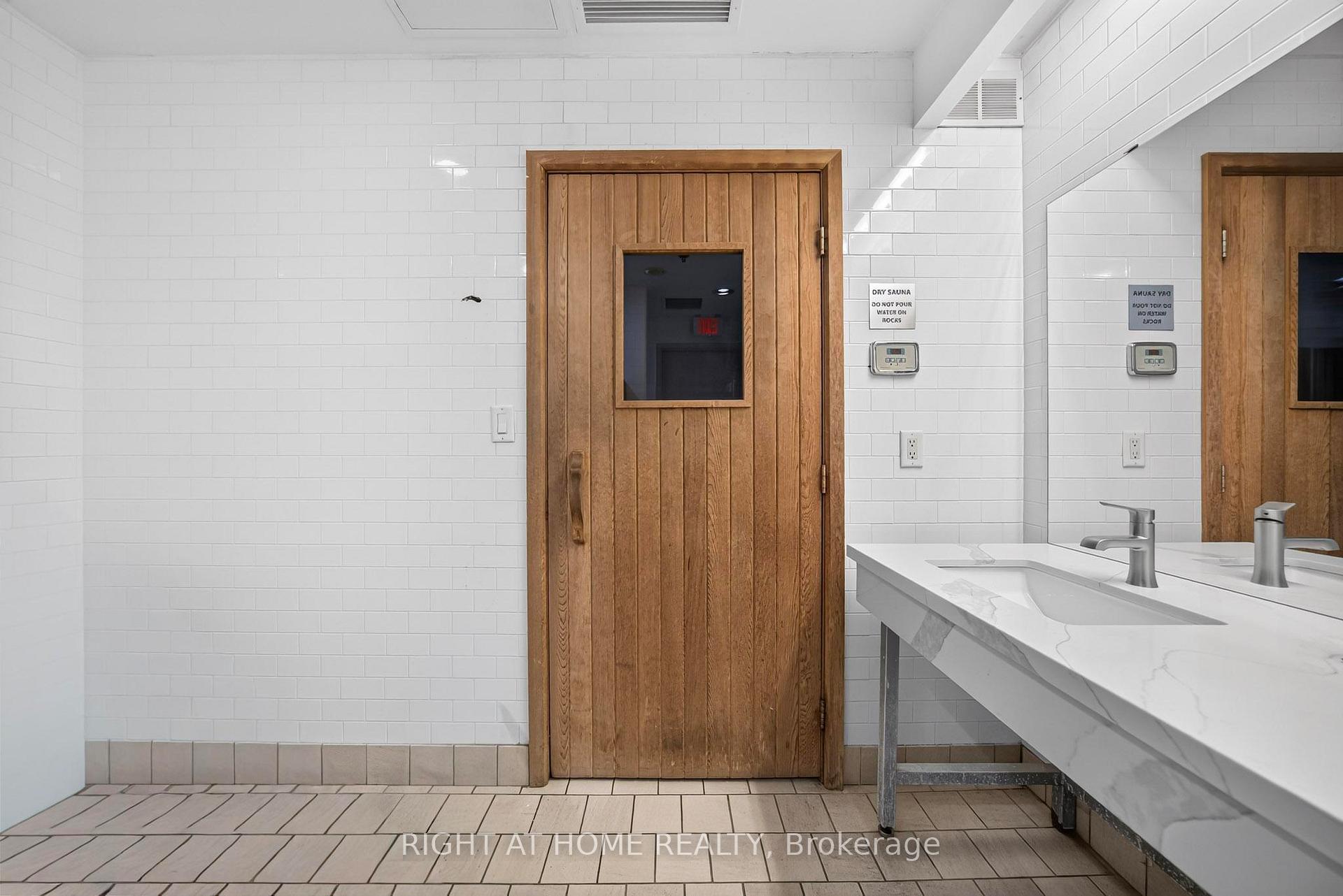 Photo 32 of Unit 2201, 15 Windermere Avenue, Toronto, High Park-Swansea — HOMEH
