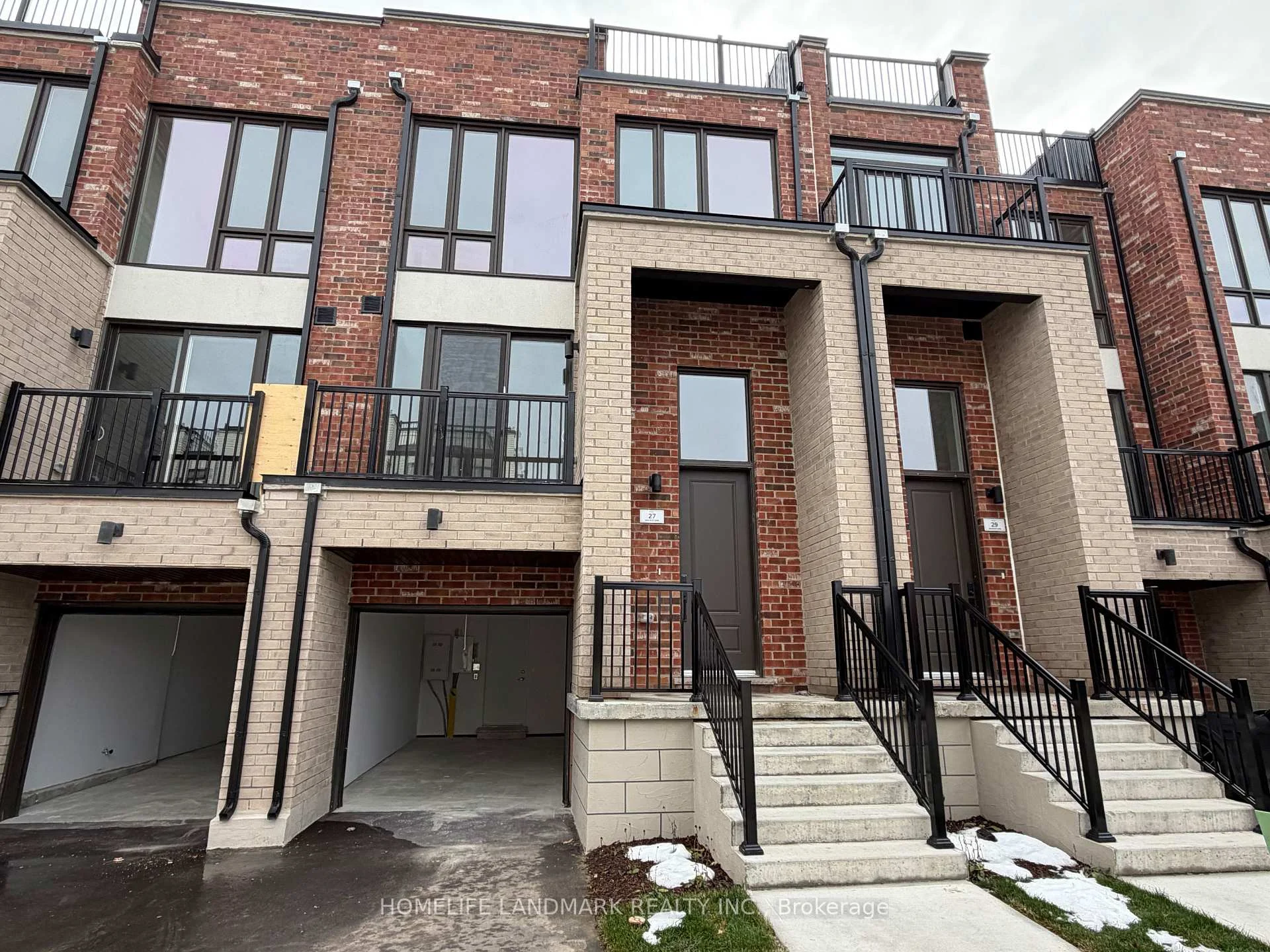 Photo 3 of 11 Bancroft Lane, Richmond Hill, Jefferson — HOMEH
