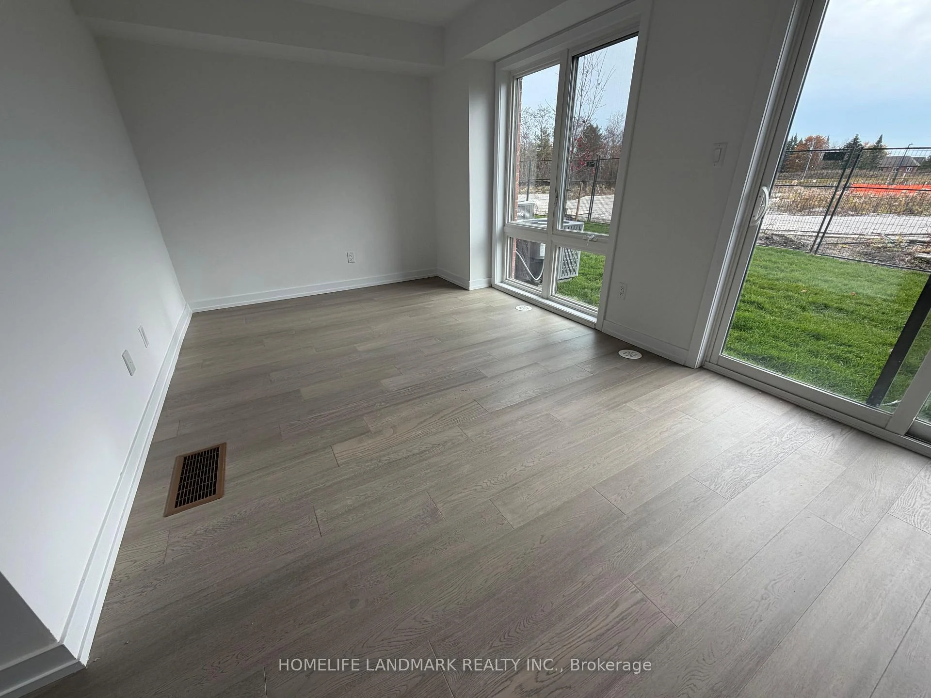 Photo 35 of 11 Bancroft Lane, Richmond Hill, Jefferson — HOMEH
