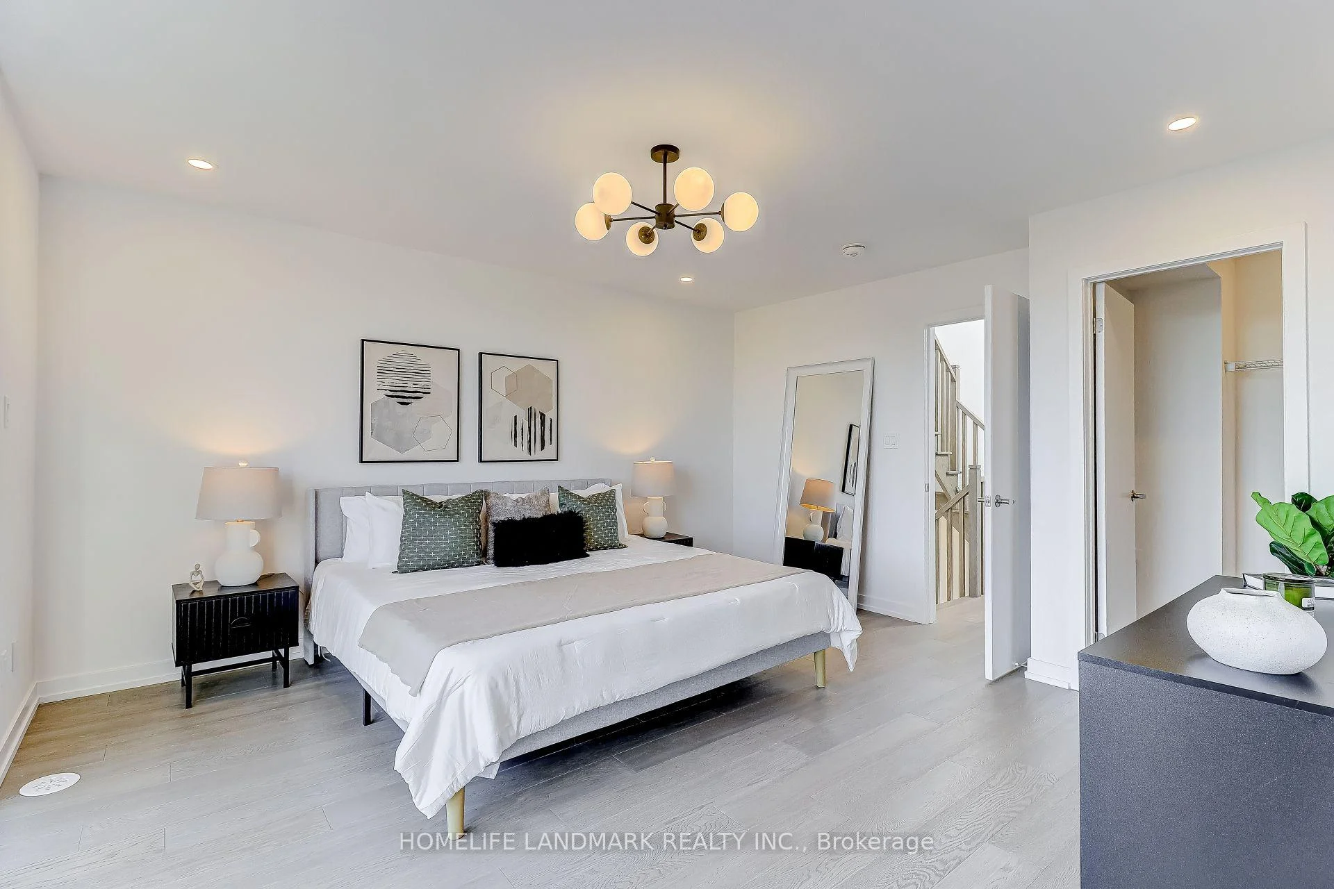 Photo 68 of 11 Bancroft Lane, Richmond Hill, Jefferson — HOMEH