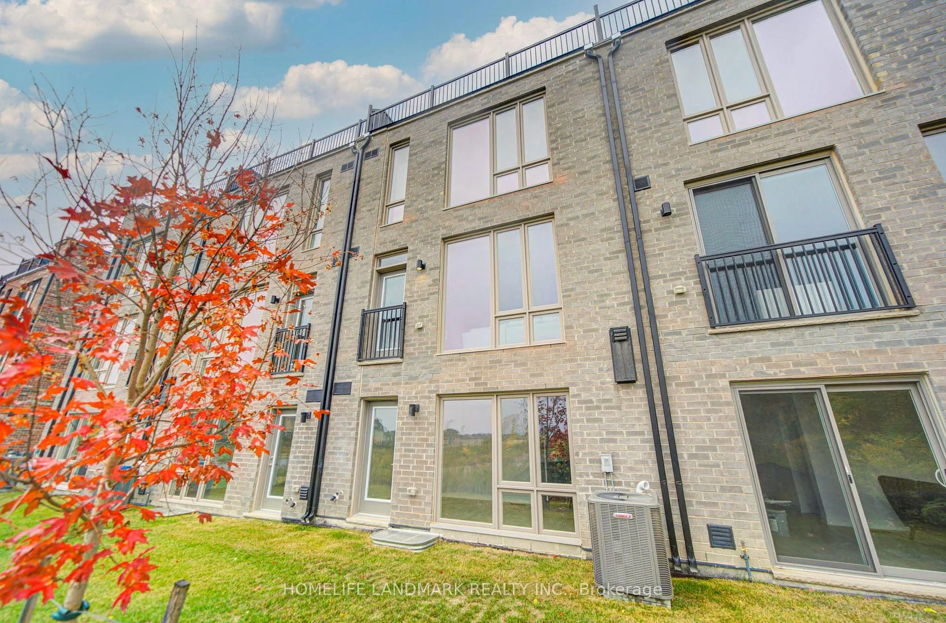 Photo 96 of 11 Bancroft Lane, Richmond Hill, Jefferson — HOMEH