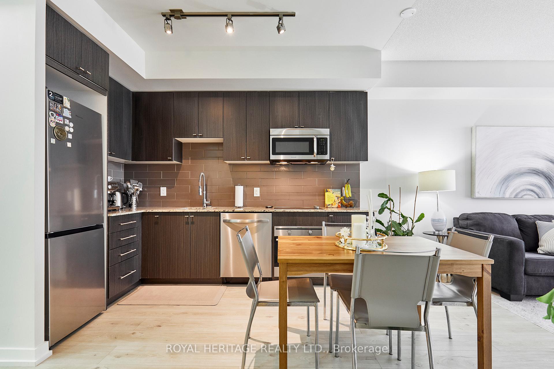 Photo 7 of Unit 204, 18 Rean Drive, North York, Bayview Village — HOMEH