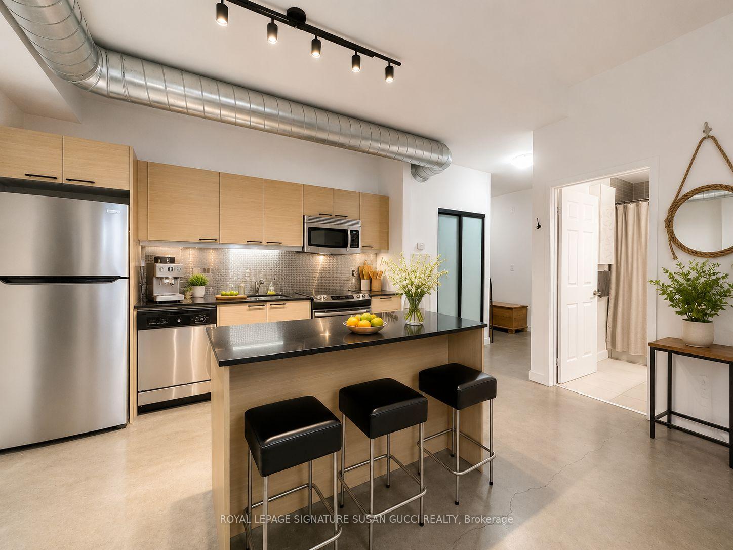 Photo 6 of Unit 610, 625 Queen Street E, Toronto, South Riverdale — HOMEH