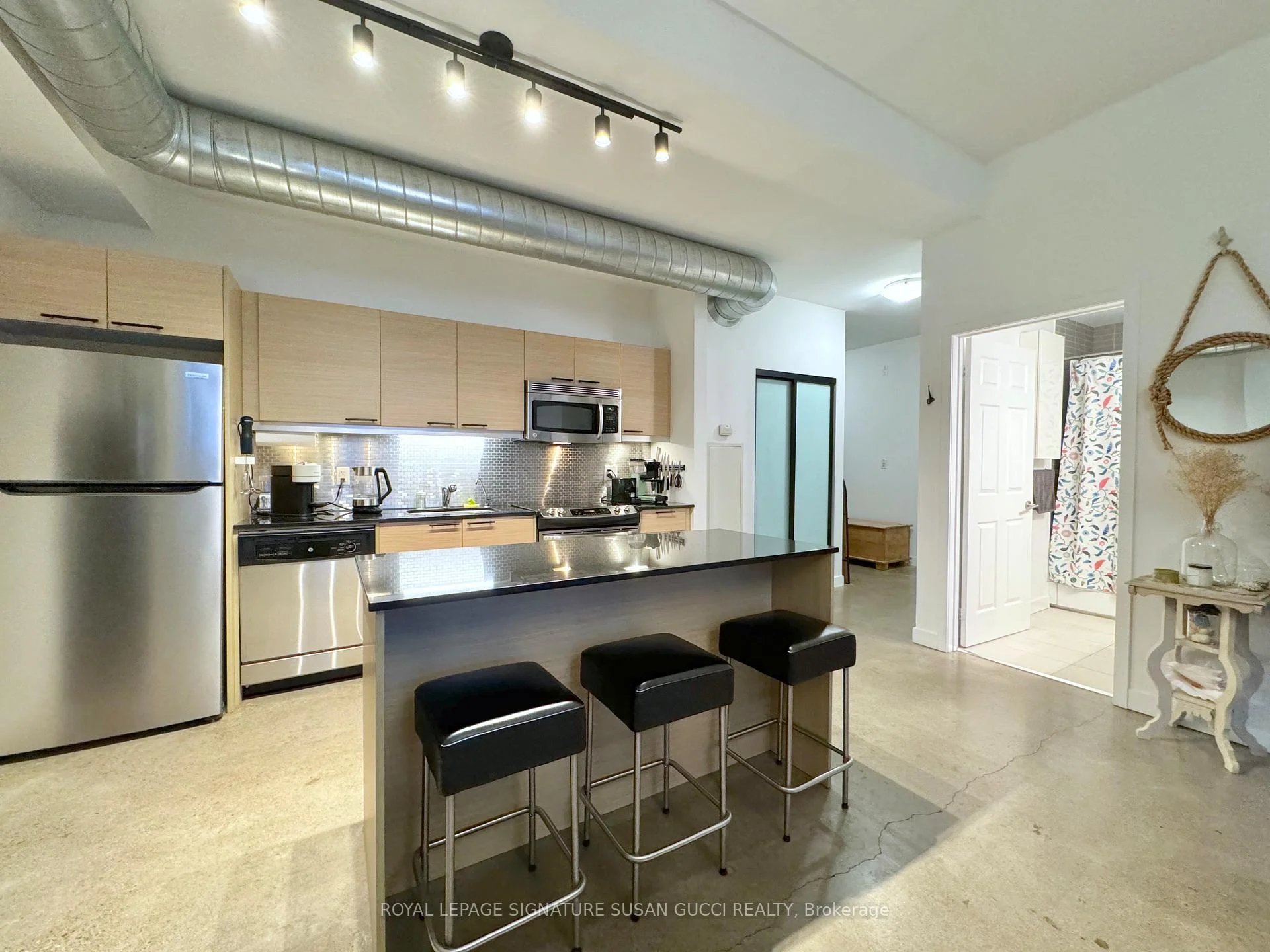 Photo 3 of Unit 610, 625 Queen Street E, Toronto, South Riverdale — HOMEH