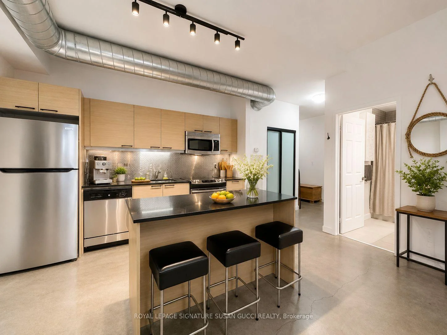 Photo 10 of Unit 610, 625 Queen Street E, Toronto, South Riverdale — HOMEH