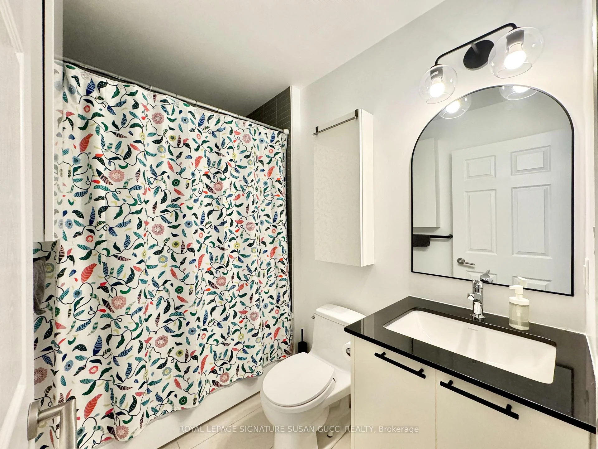 Photo 16 of Unit 610, 625 Queen Street E, Toronto, South Riverdale — HOMEH