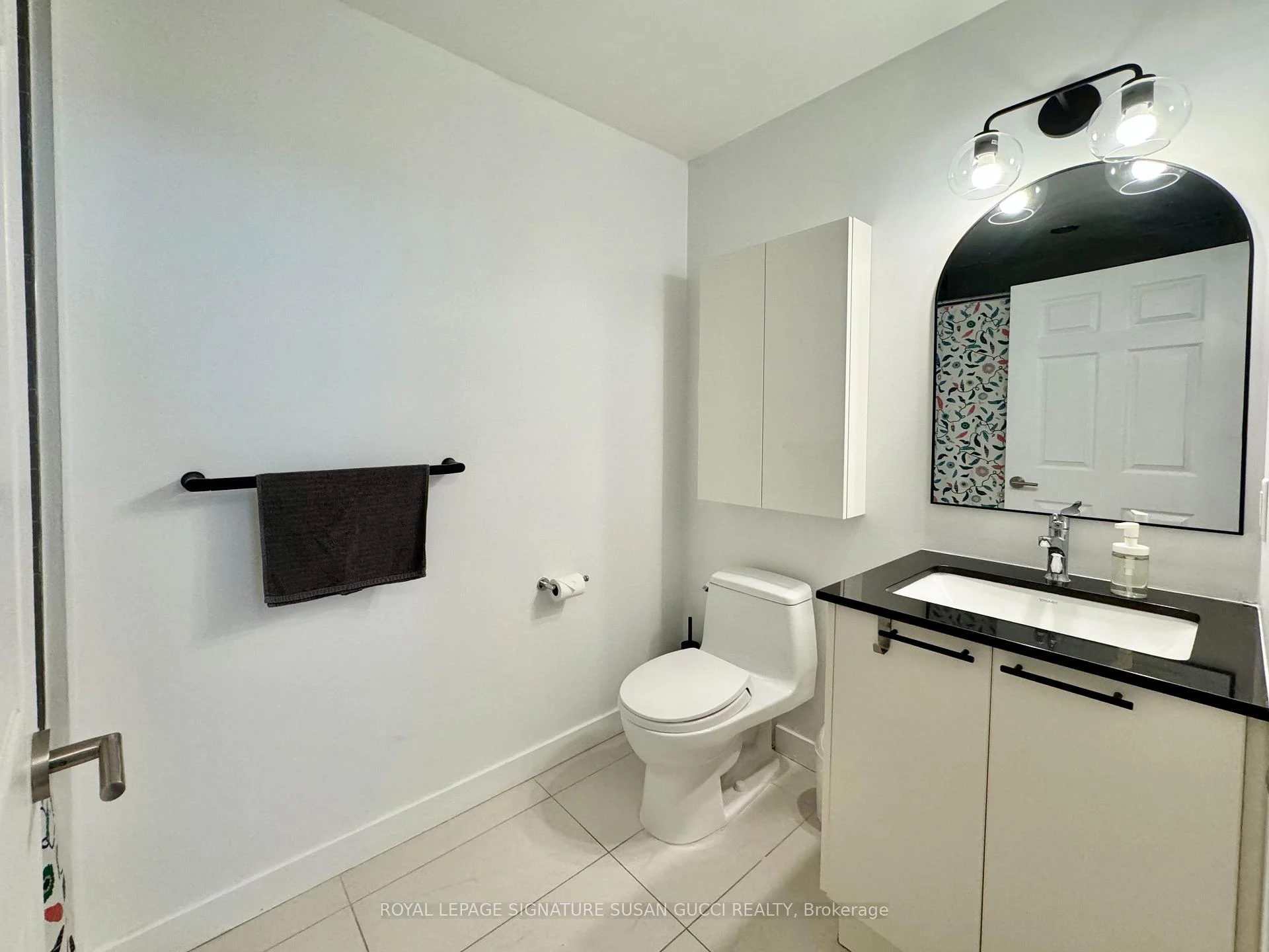 Photo 20 of Unit 610, 625 Queen Street E, Toronto, South Riverdale — HOMEH