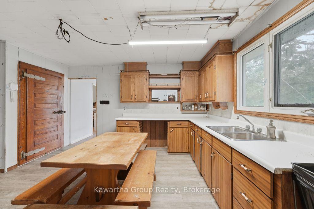 Photo 19 of 15 Cameron Road, Kawartha Lakes, Laxton/Digby/Longford — HOMEH