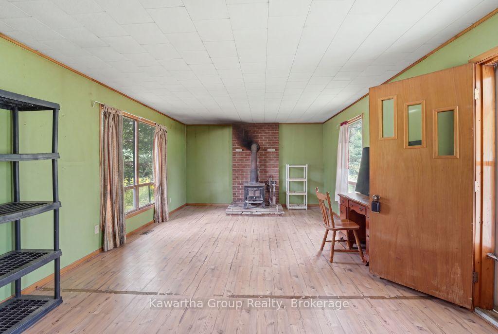 Photo 24 of 15 Cameron Road, Kawartha Lakes, Laxton/Digby/Longford — HOMEH