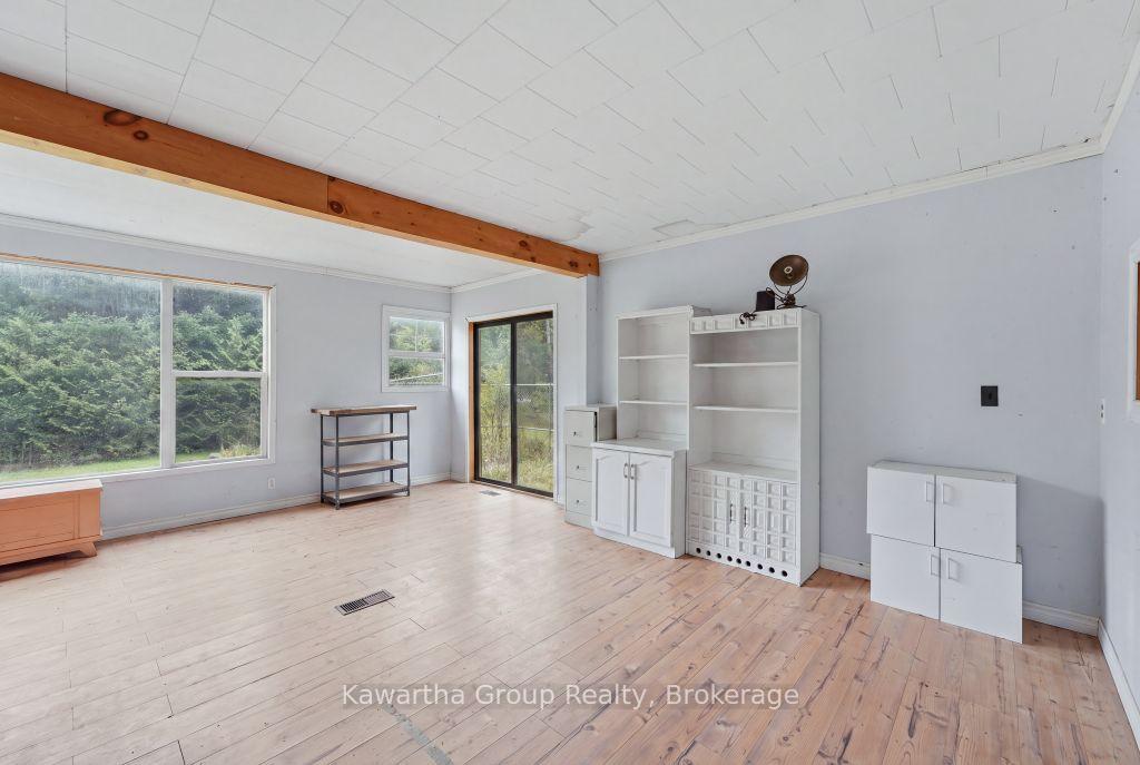 Photo 26 of 15 Cameron Road, Kawartha Lakes, Laxton/Digby/Longford — HOMEH