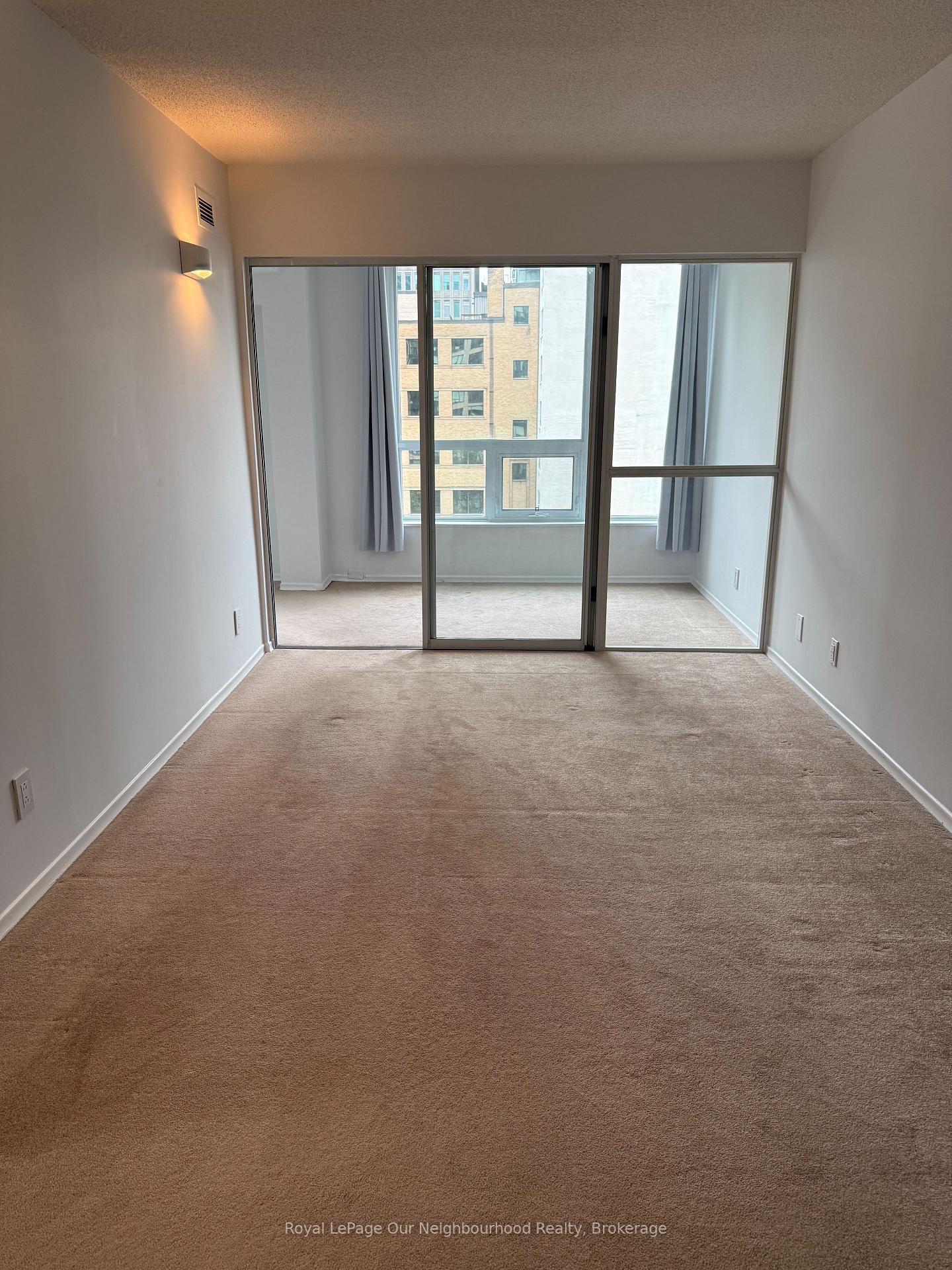 Photo 7 of Unit 806, 92 King Street E, Toronto, Church-Yonge Corridor — HOMEH