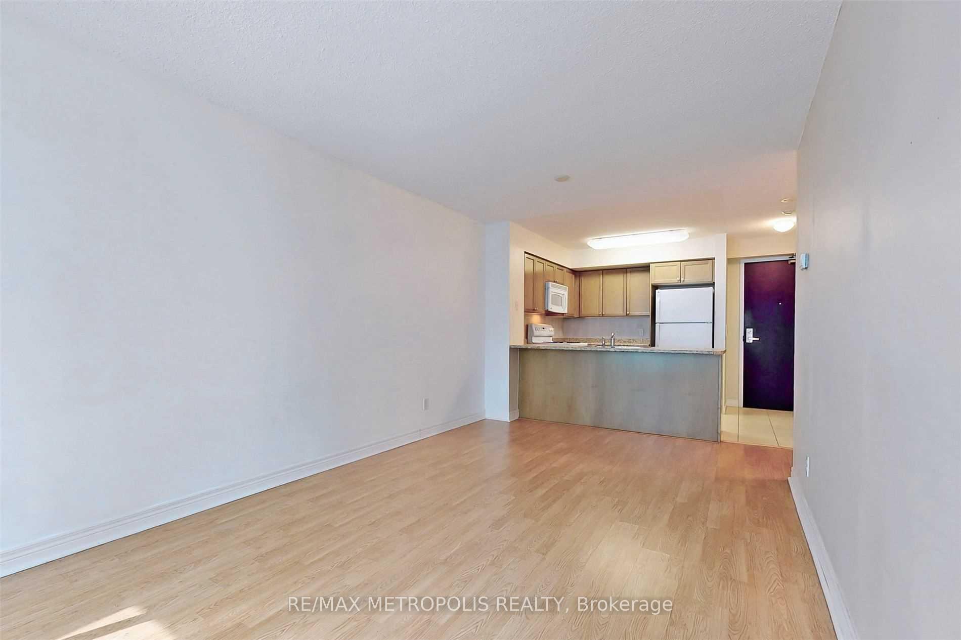 Photo 9 of Unit 1005, 51 Lower Simcoe Street, Toronto, Waterfront Communities — HOMEH