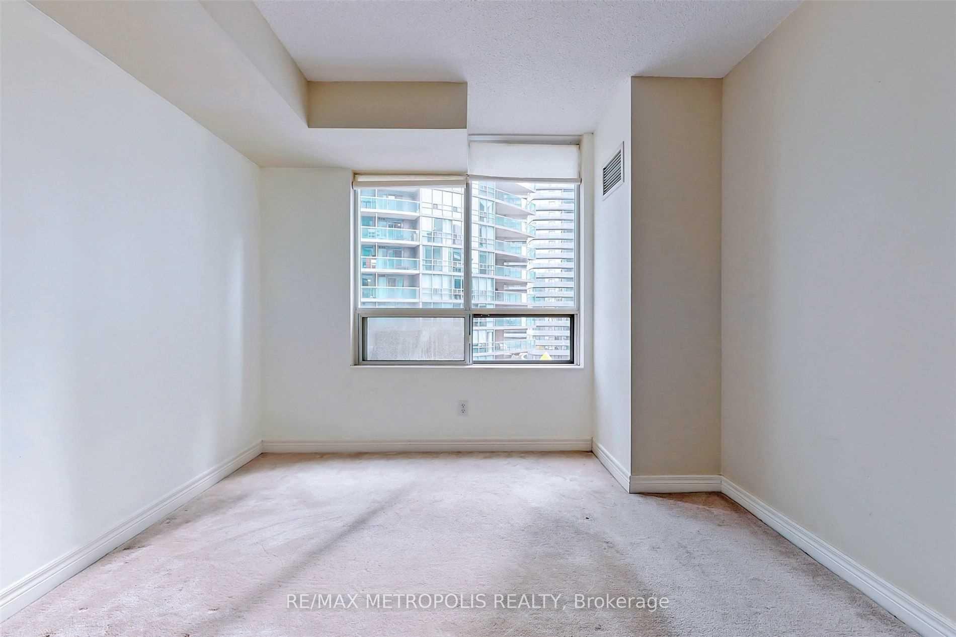 Photo 14 of Unit 1005, 51 Lower Simcoe Street, Toronto, Waterfront Communities — HOMEH