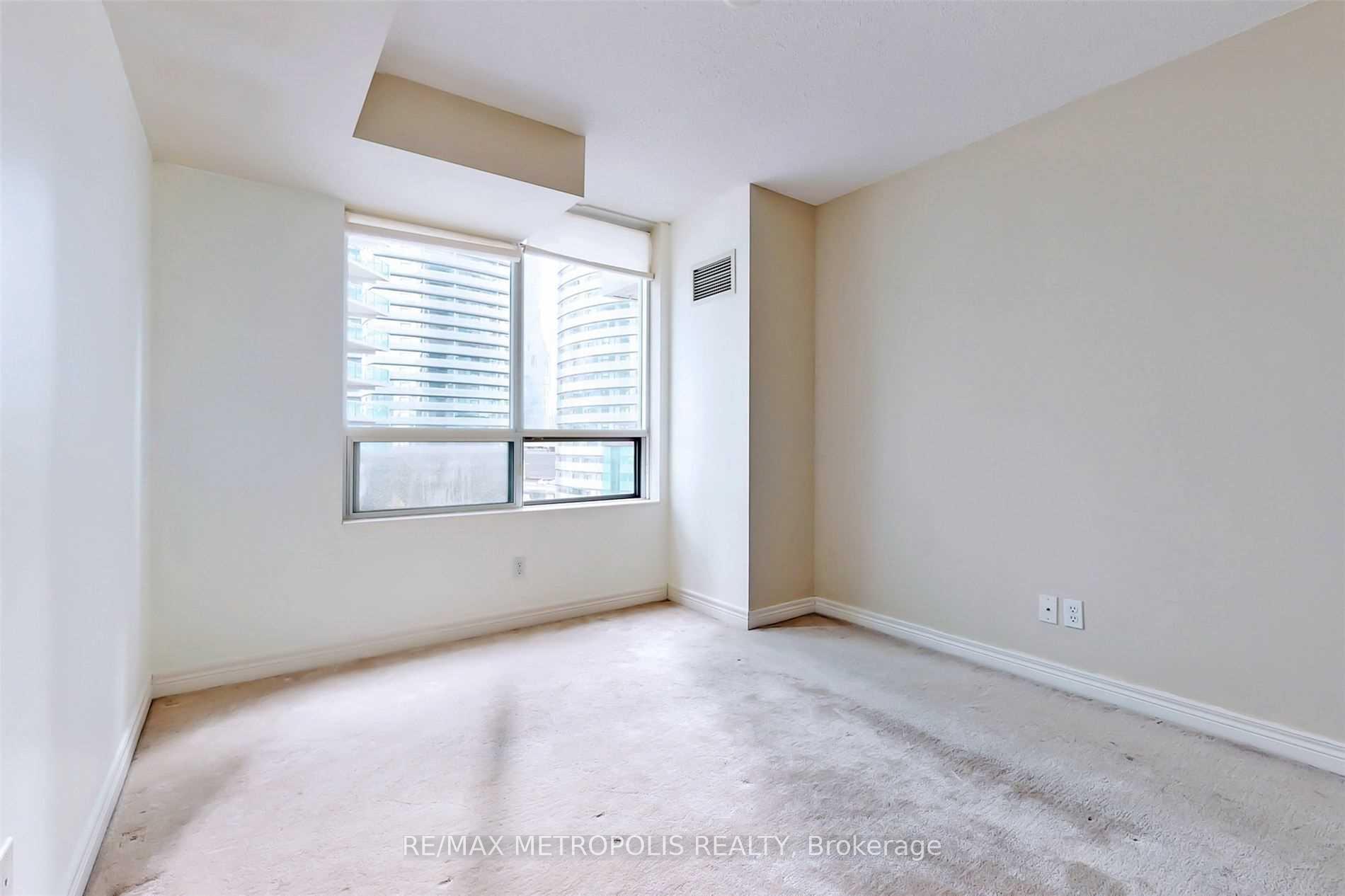 Photo 16 of Unit 1005, 51 Lower Simcoe Street, Toronto, Waterfront Communities — HOMEH