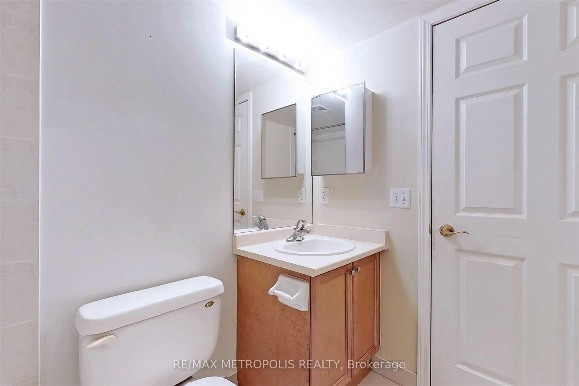 Photo 20 of Unit 1005, 51 Lower Simcoe Street, Toronto, Waterfront Communities — HOMEH