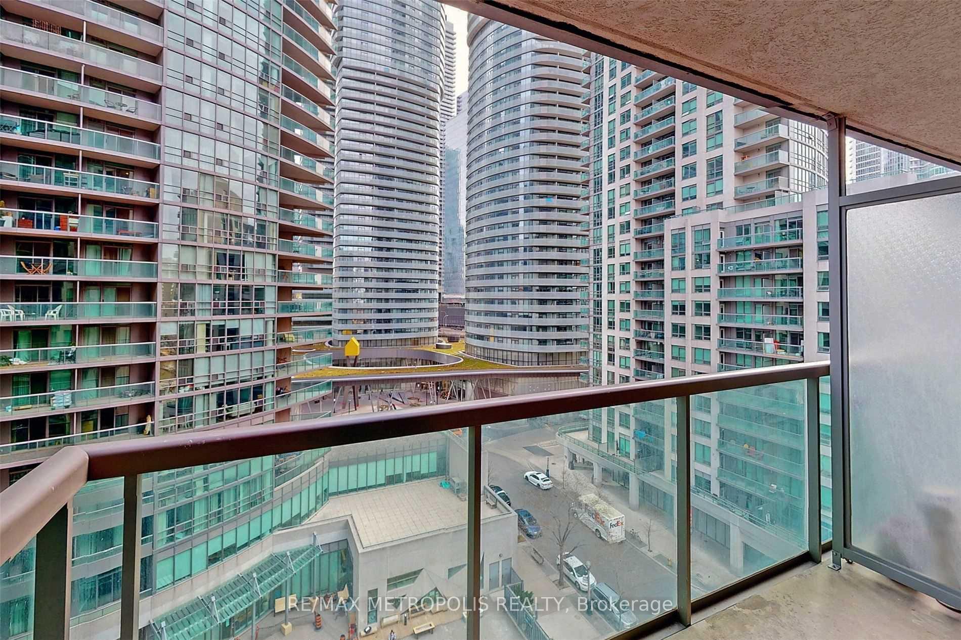 Photo 23 of Unit 1005, 51 Lower Simcoe Street, Toronto, Waterfront Communities — HOMEH